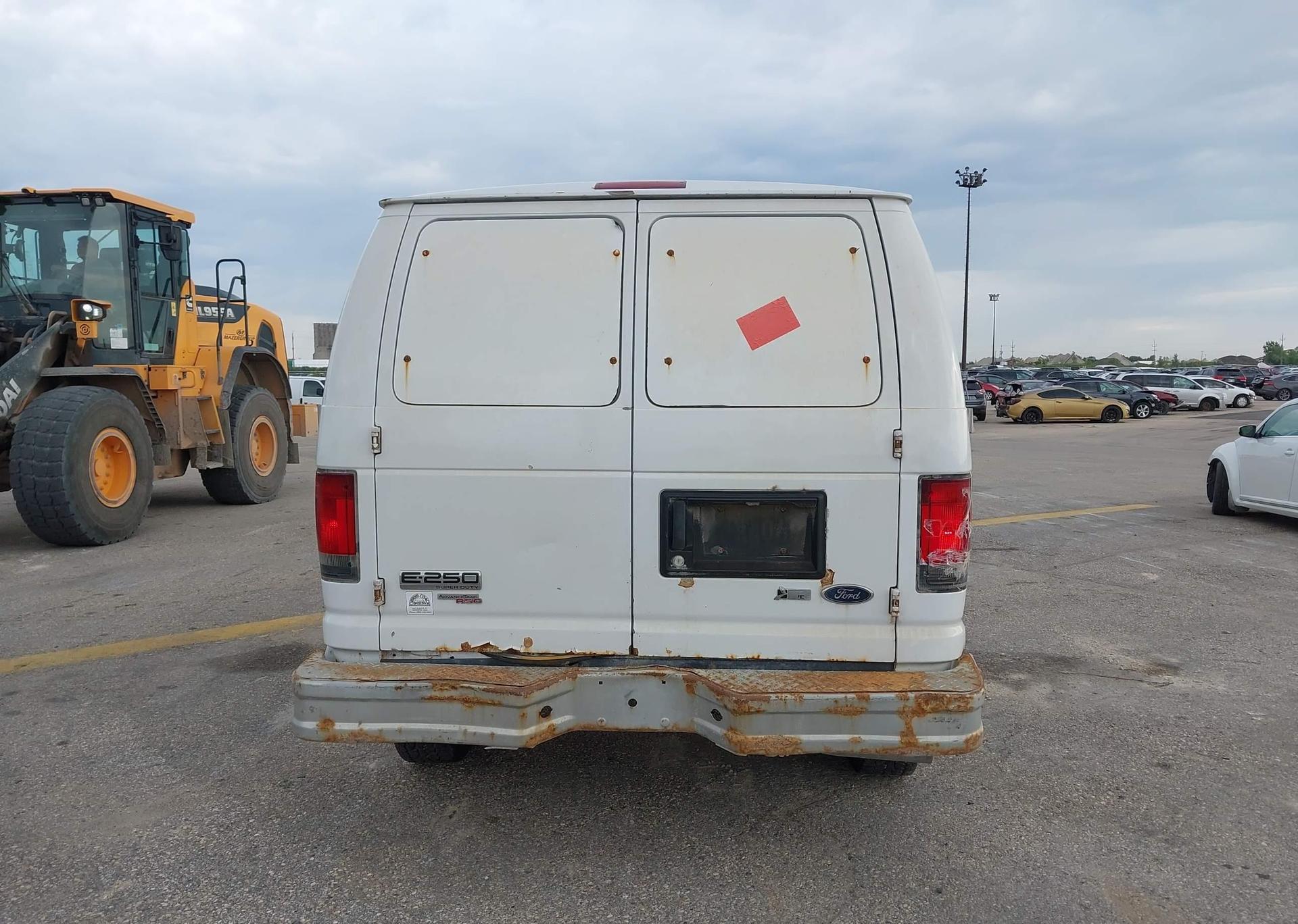 2013 FORD E250 ECONOLINE CARGO