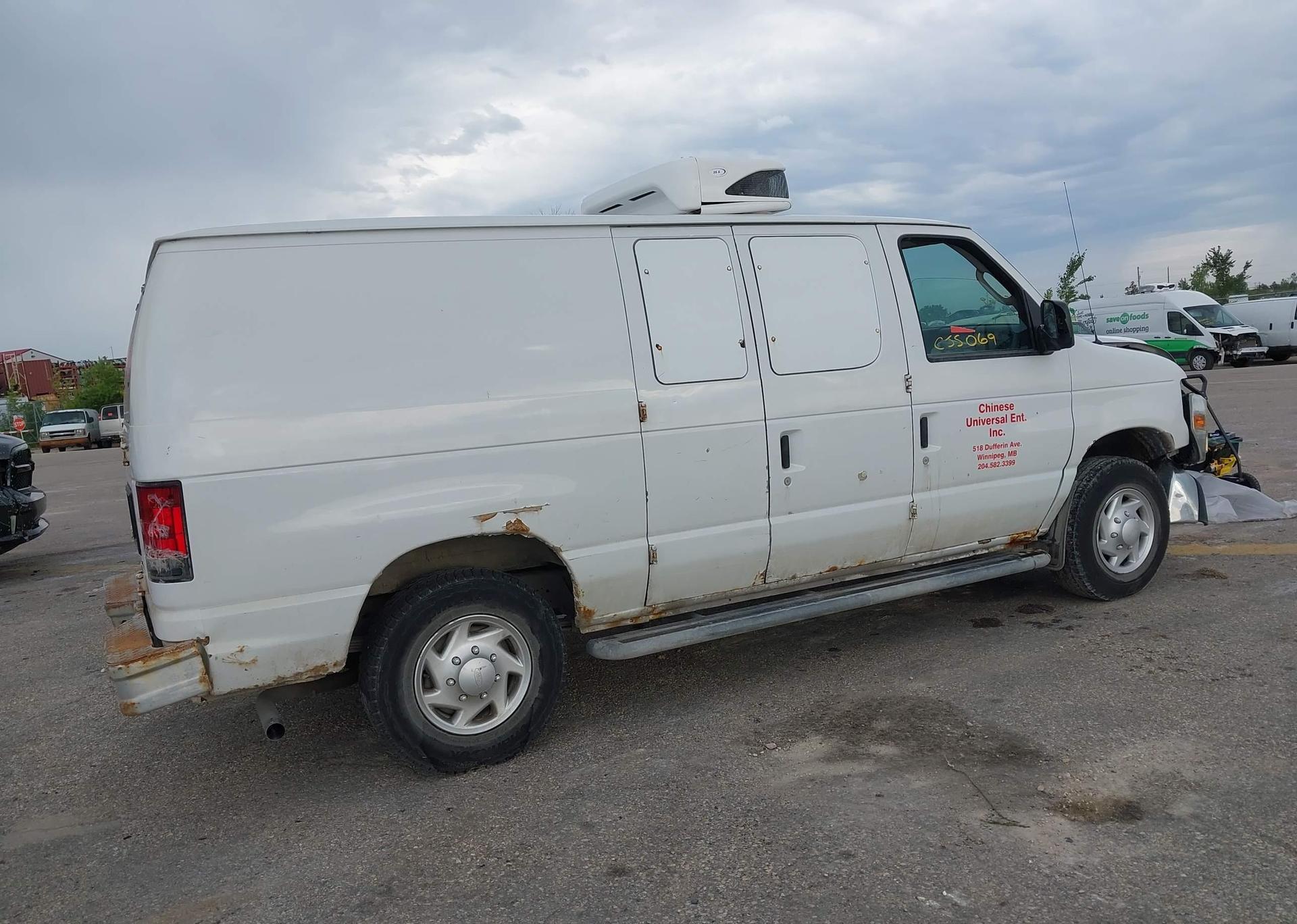 2013 FORD E250 ECONOLINE CARGO