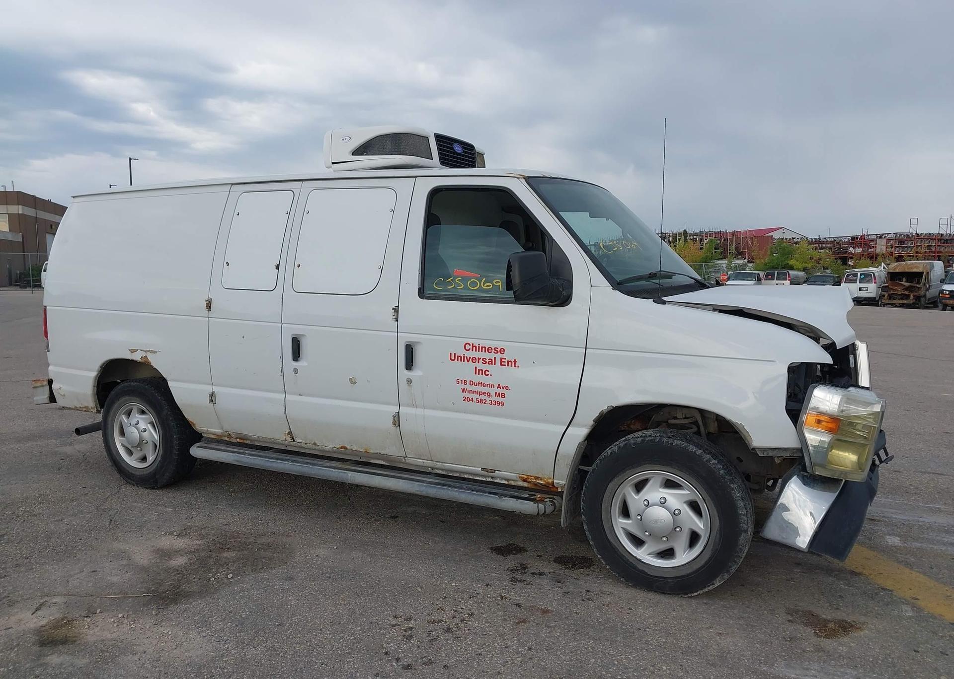 2013 FORD E250 ECONOLINE CARGO