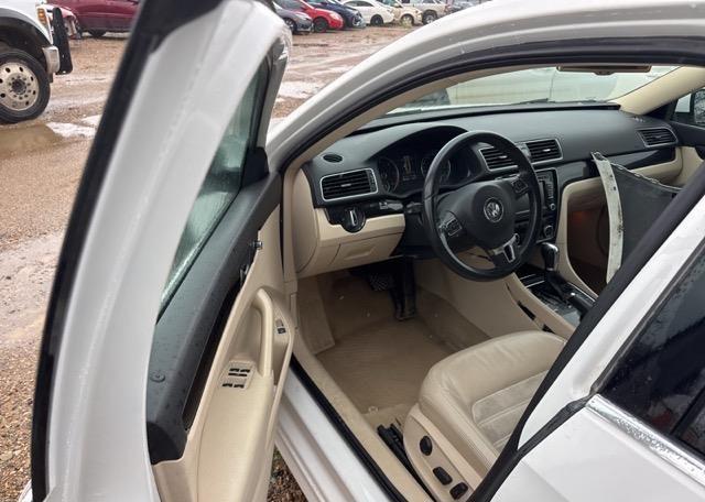 2012 VOLKSWAGEN PASSAT 2.0 TDI