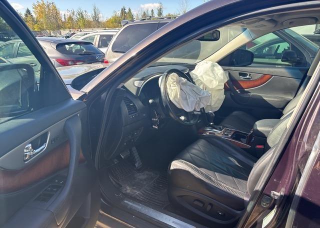 2013 INFINITI FX37