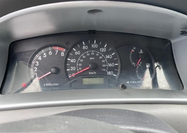 2004 TOYOTA COROLLA
