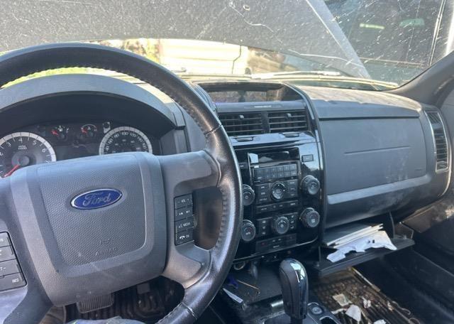 2011 FORD ESCAPE LIMITED V6