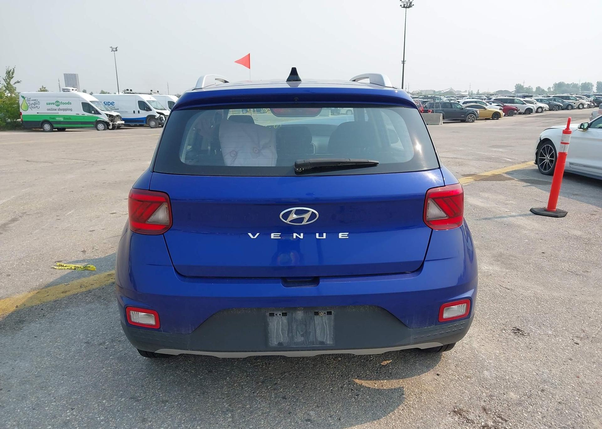 2022 HYUNDAI VENUE PREFERRED