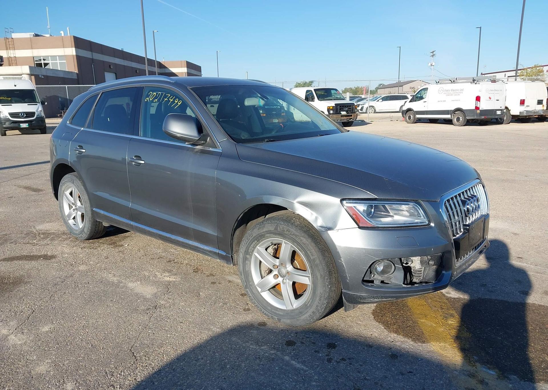 2013 AUDI Q5 V6