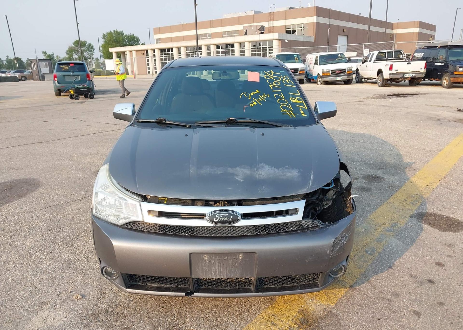2009 FORD FOCUS SE