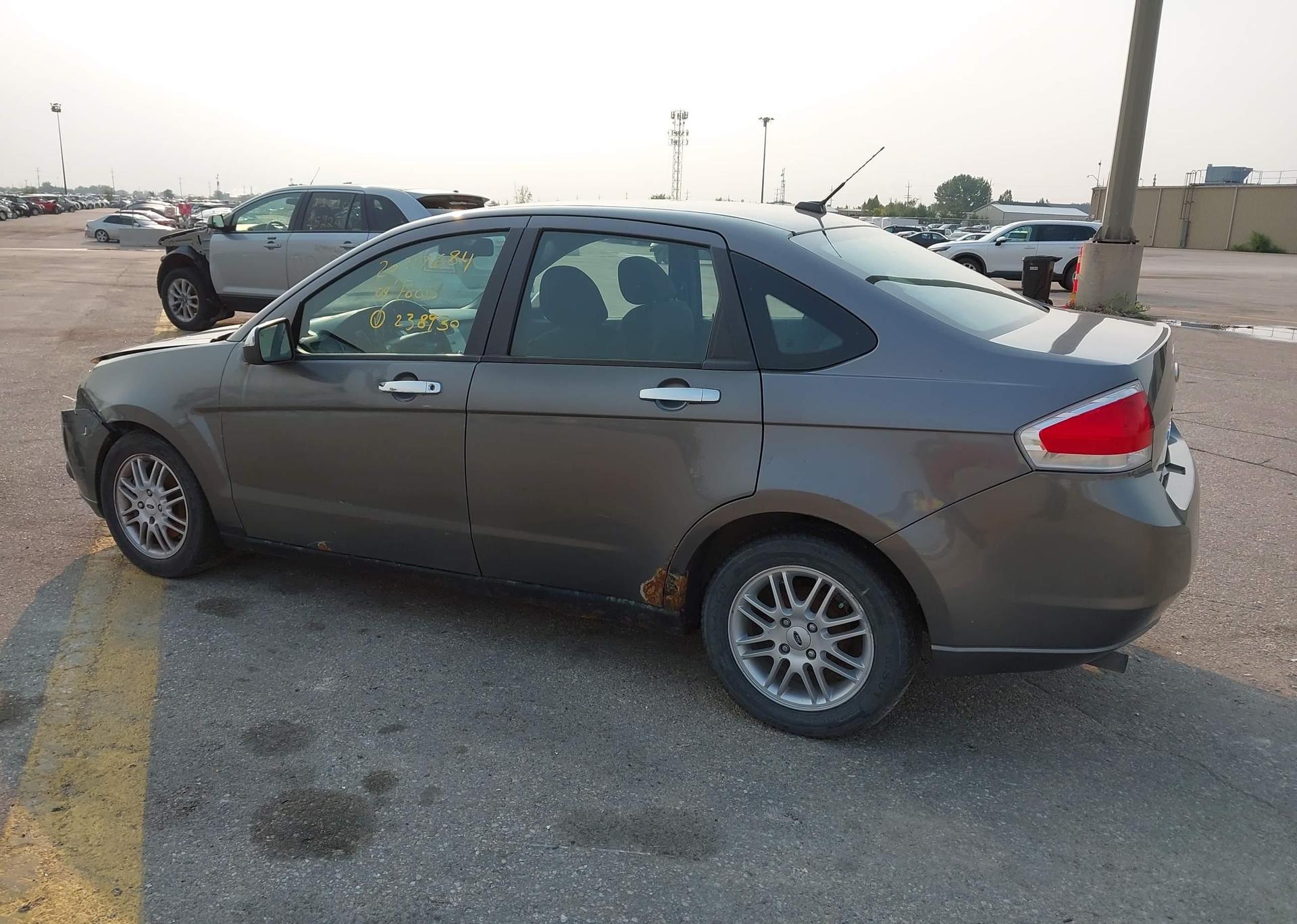 2009 FORD FOCUS SE
