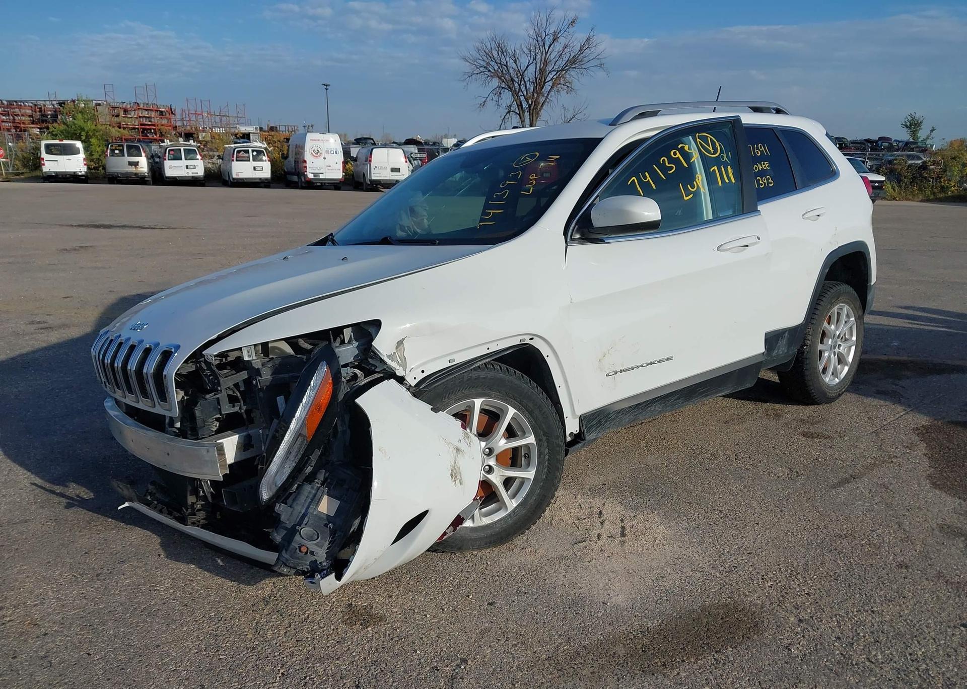 2015 JEEP CHEROKEE SPORT