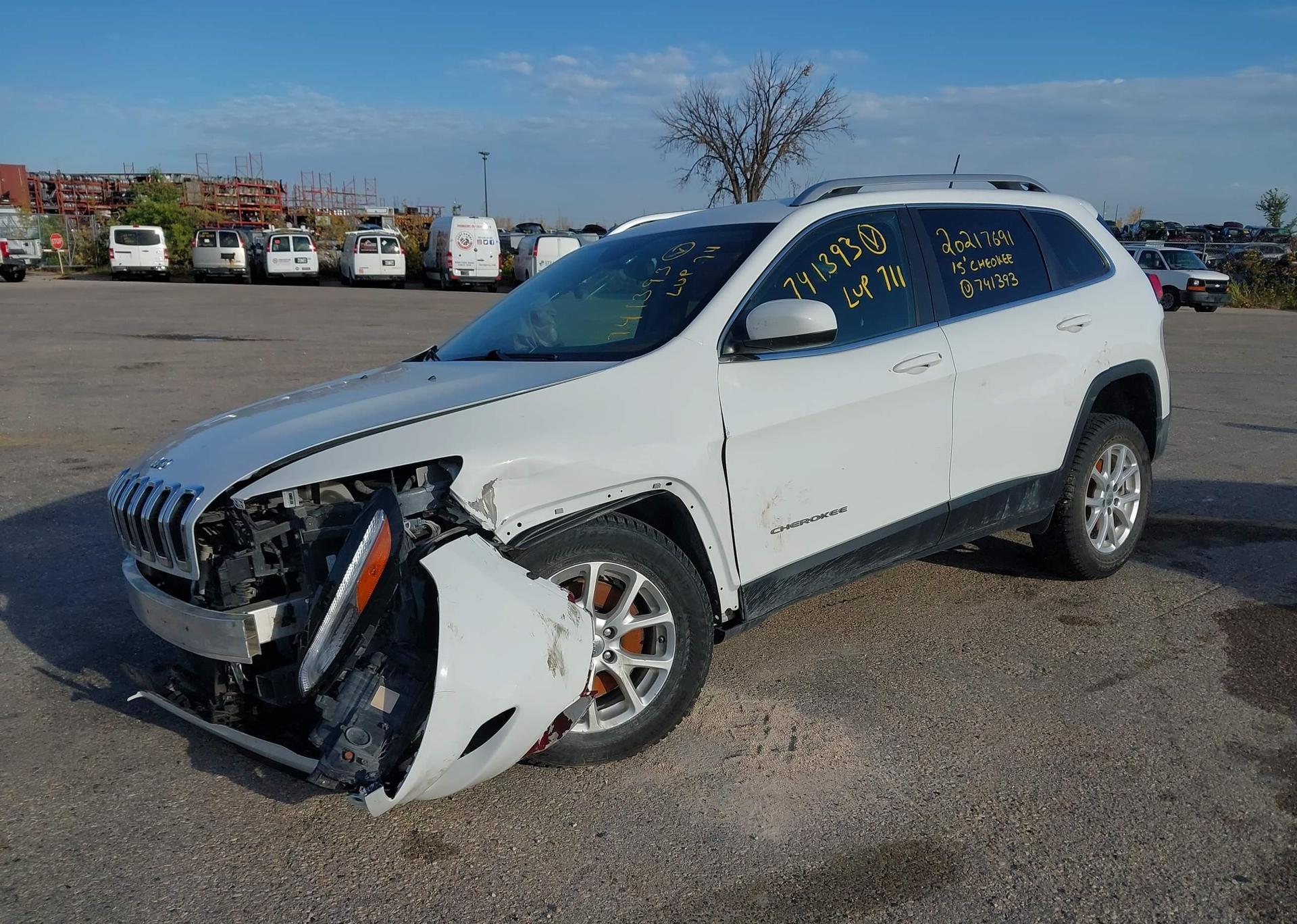 2015 JEEP CHEROKEE SPORT
