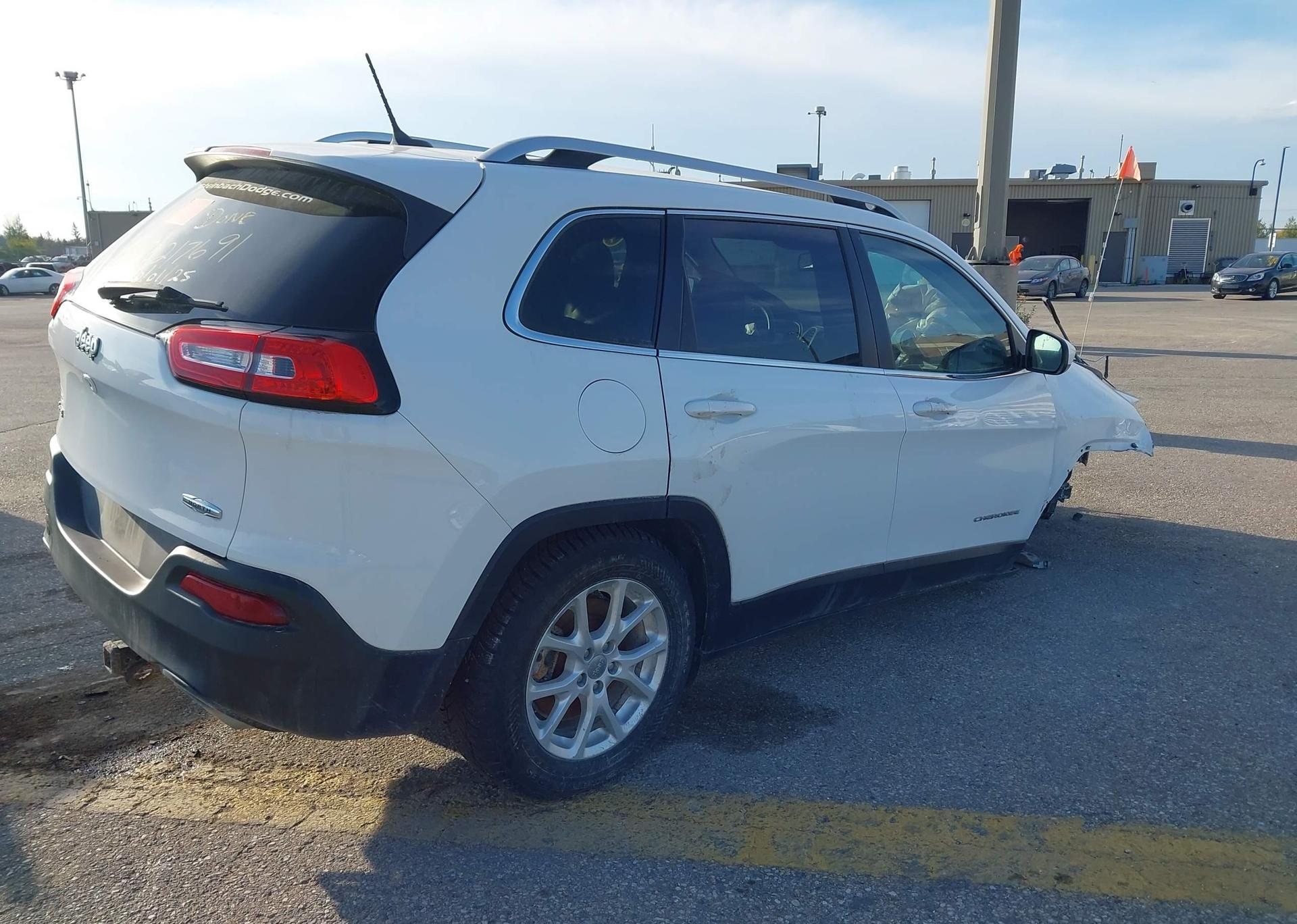 2015 JEEP CHEROKEE SPORT