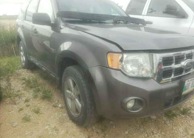 2010 FORD ESCAPE LIMITED V6