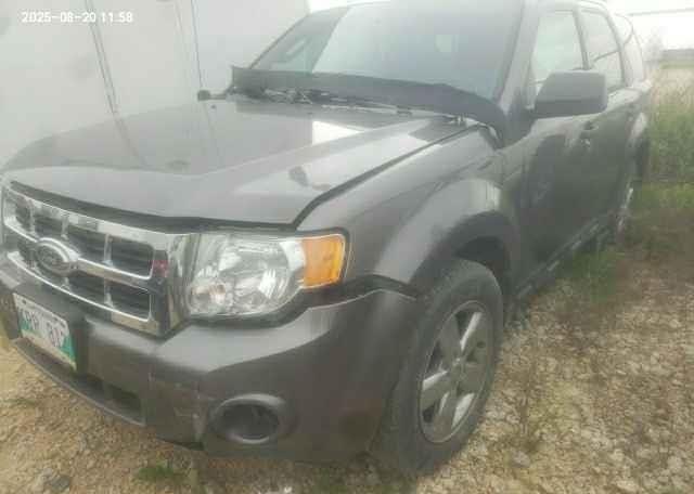 2010 FORD ESCAPE LIMITED V6