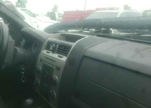 2010 FORD ESCAPE LIMITED V6