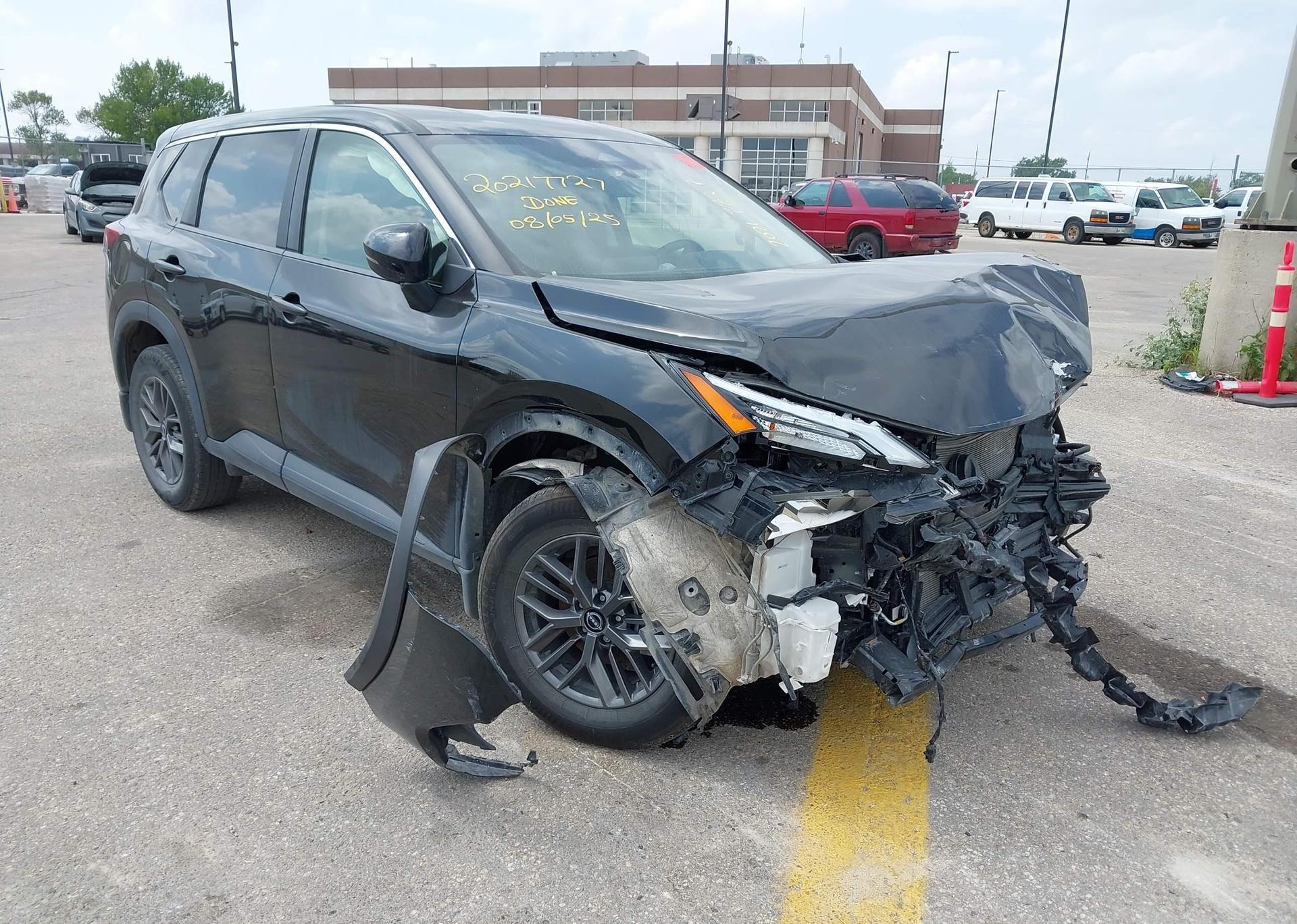 2024 NISSAN ROGUE S