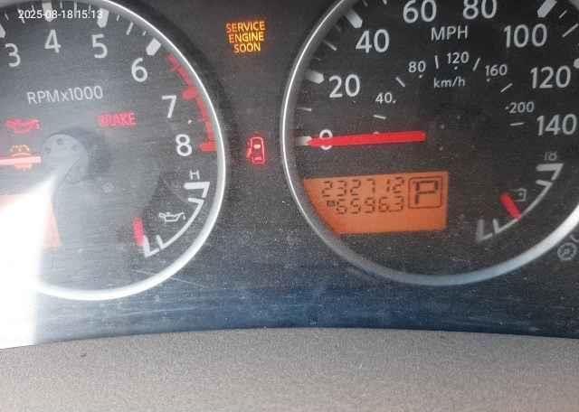 2010 NISSAN PATHFINDER SE