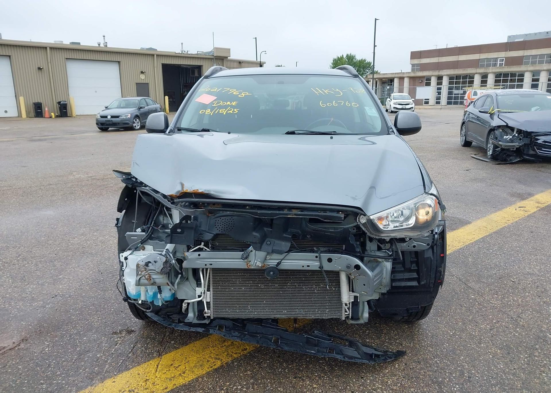 2016 MITSUBISHI RVR SE