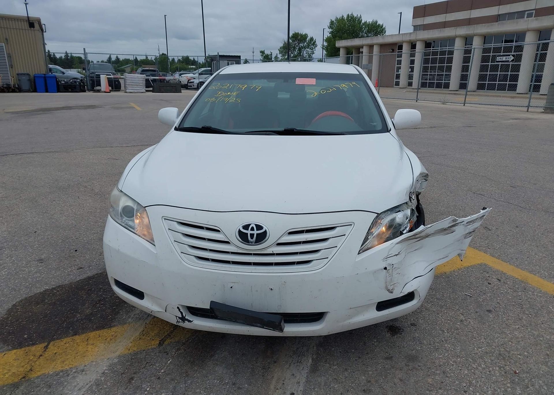 2008 TOYOTA CAMRY LE