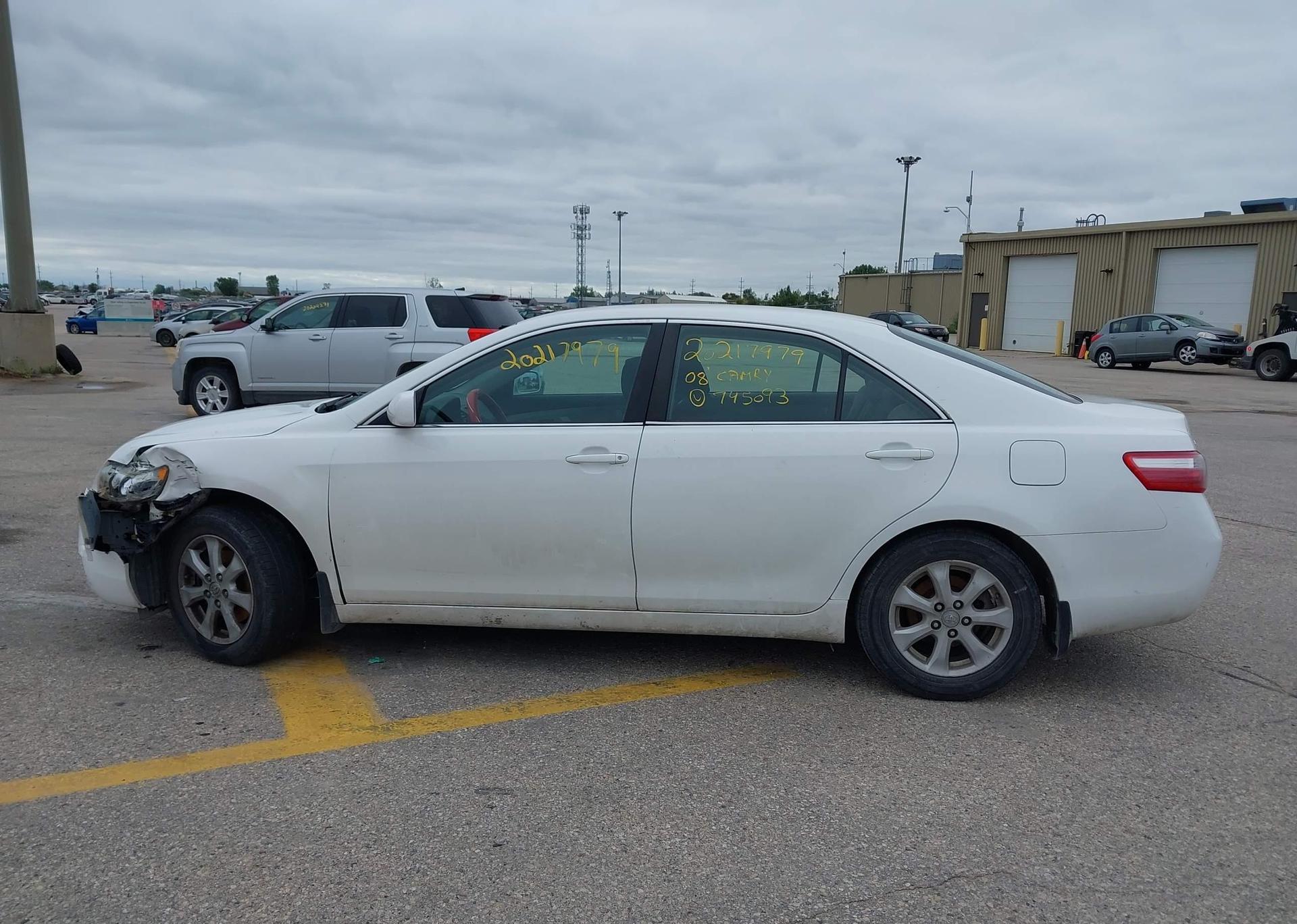 2008 TOYOTA CAMRY LE