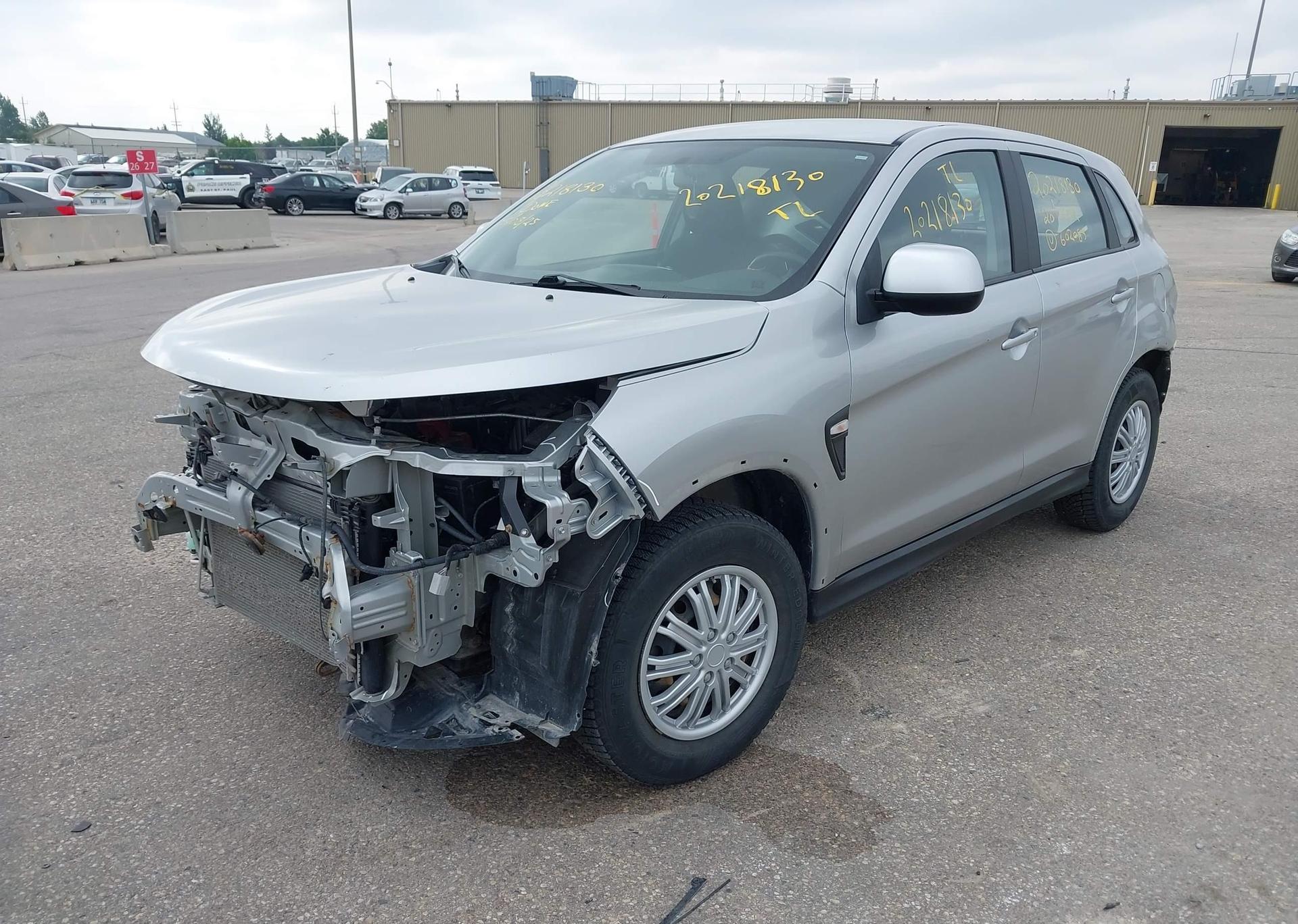 2020 MITSUBISHI RVR ES
