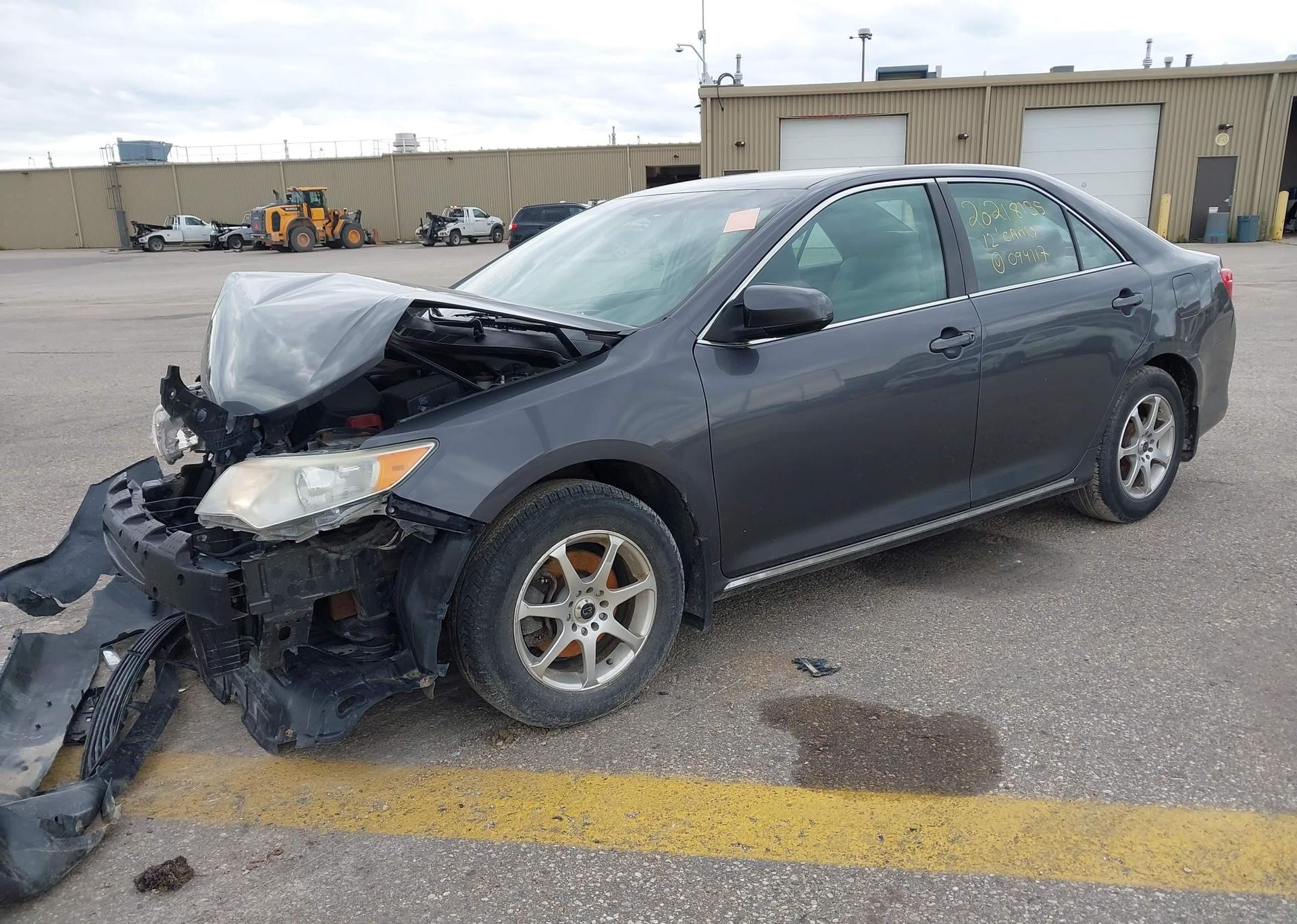 2012 TOYOTA CAMRY LE
