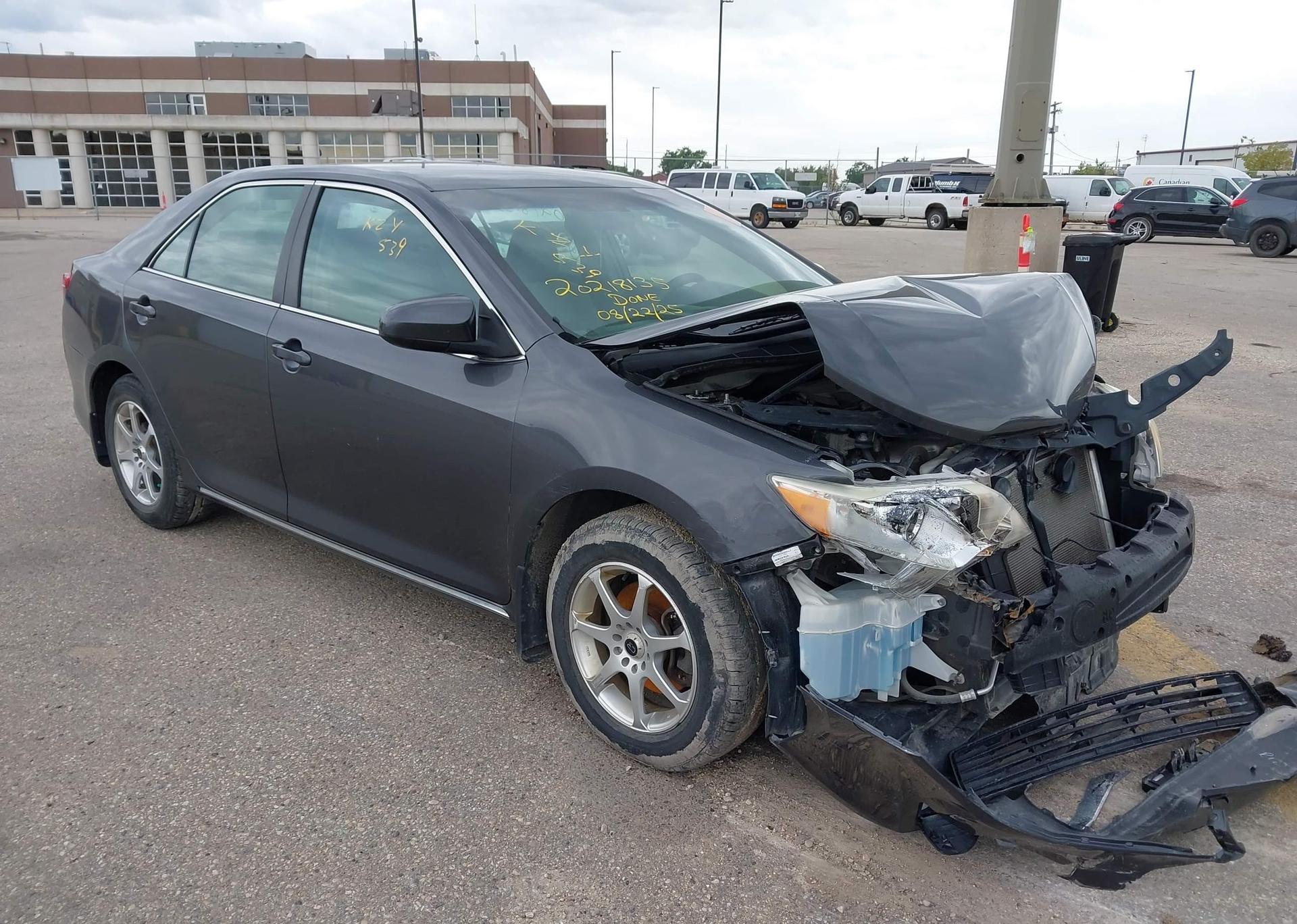 2012 TOYOTA CAMRY LE