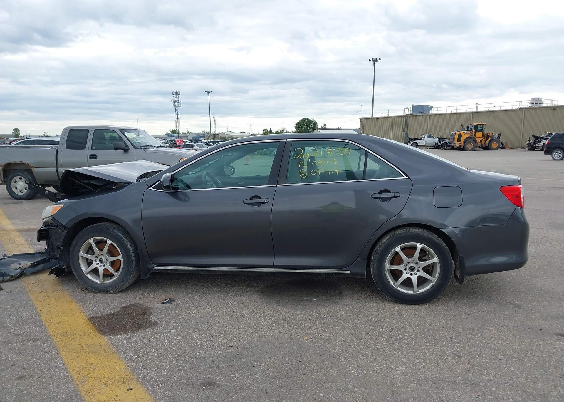 2012 TOYOTA CAMRY LE