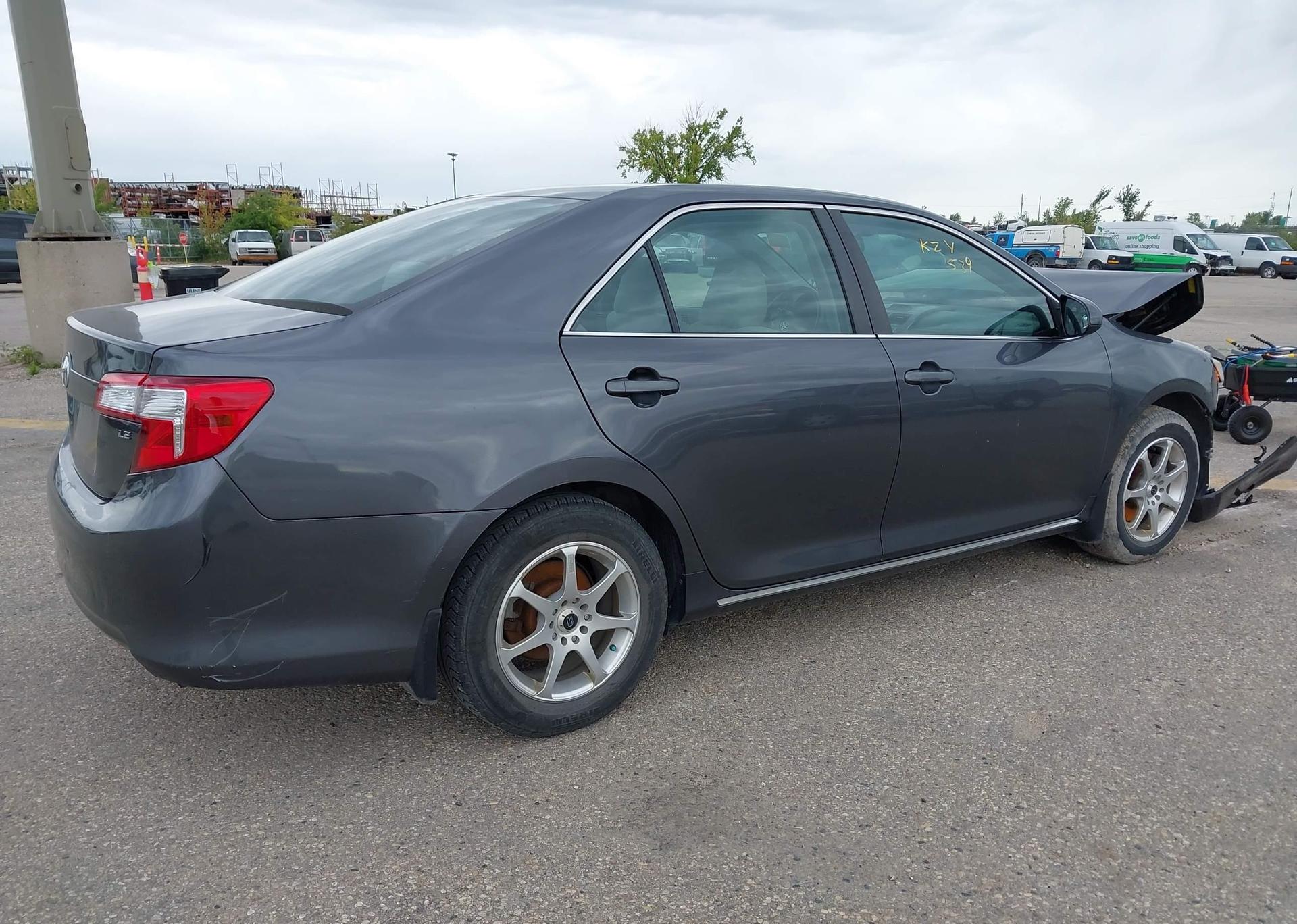 2012 TOYOTA CAMRY LE