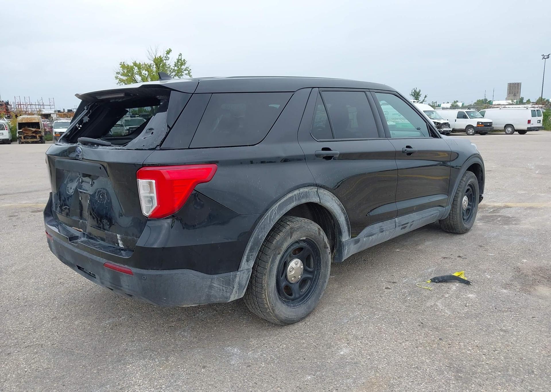 2020 FORD EXPLORER LIMITED HYBRID POLICE