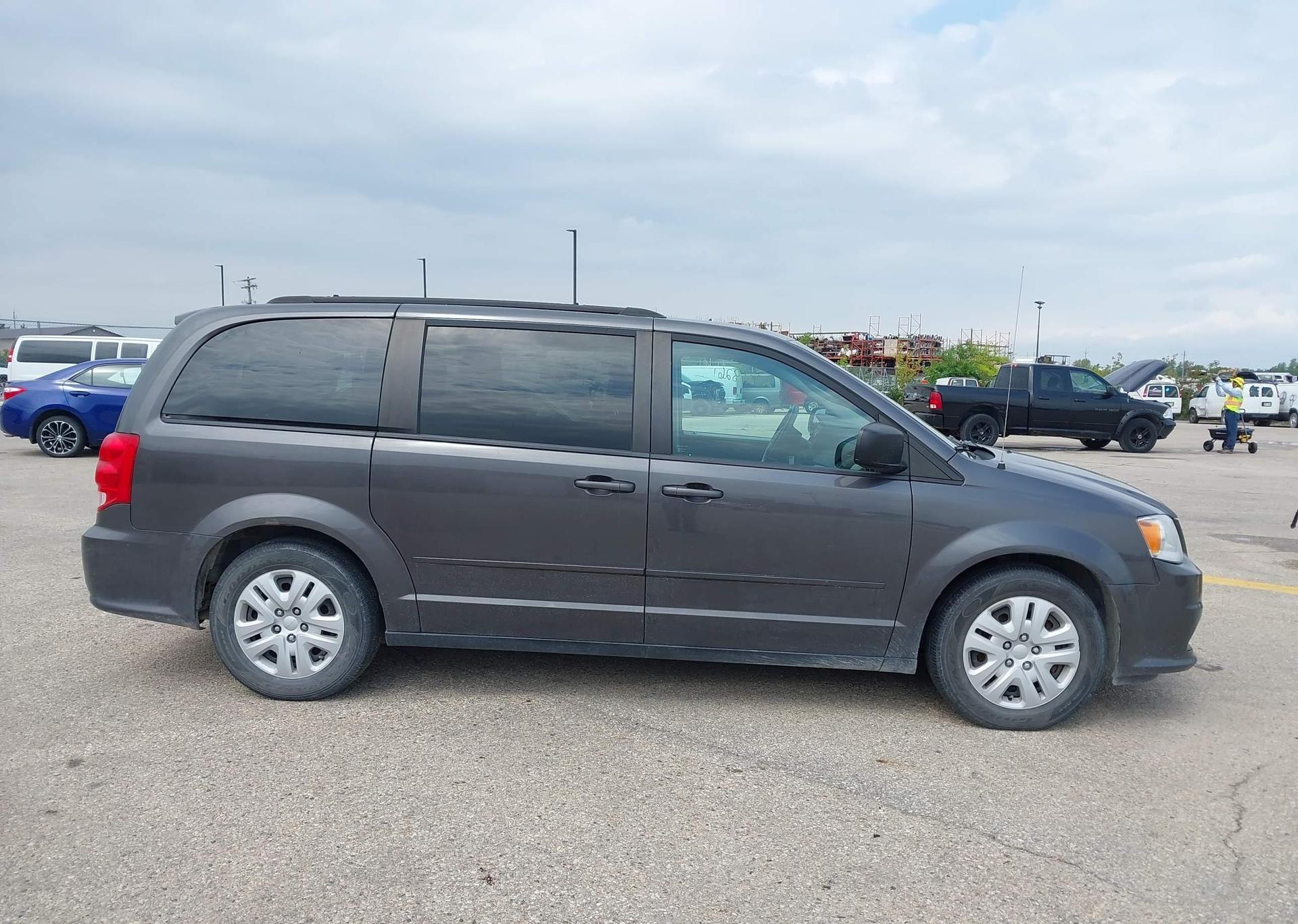 2015 DODGE GRAND CARAVAN SXT