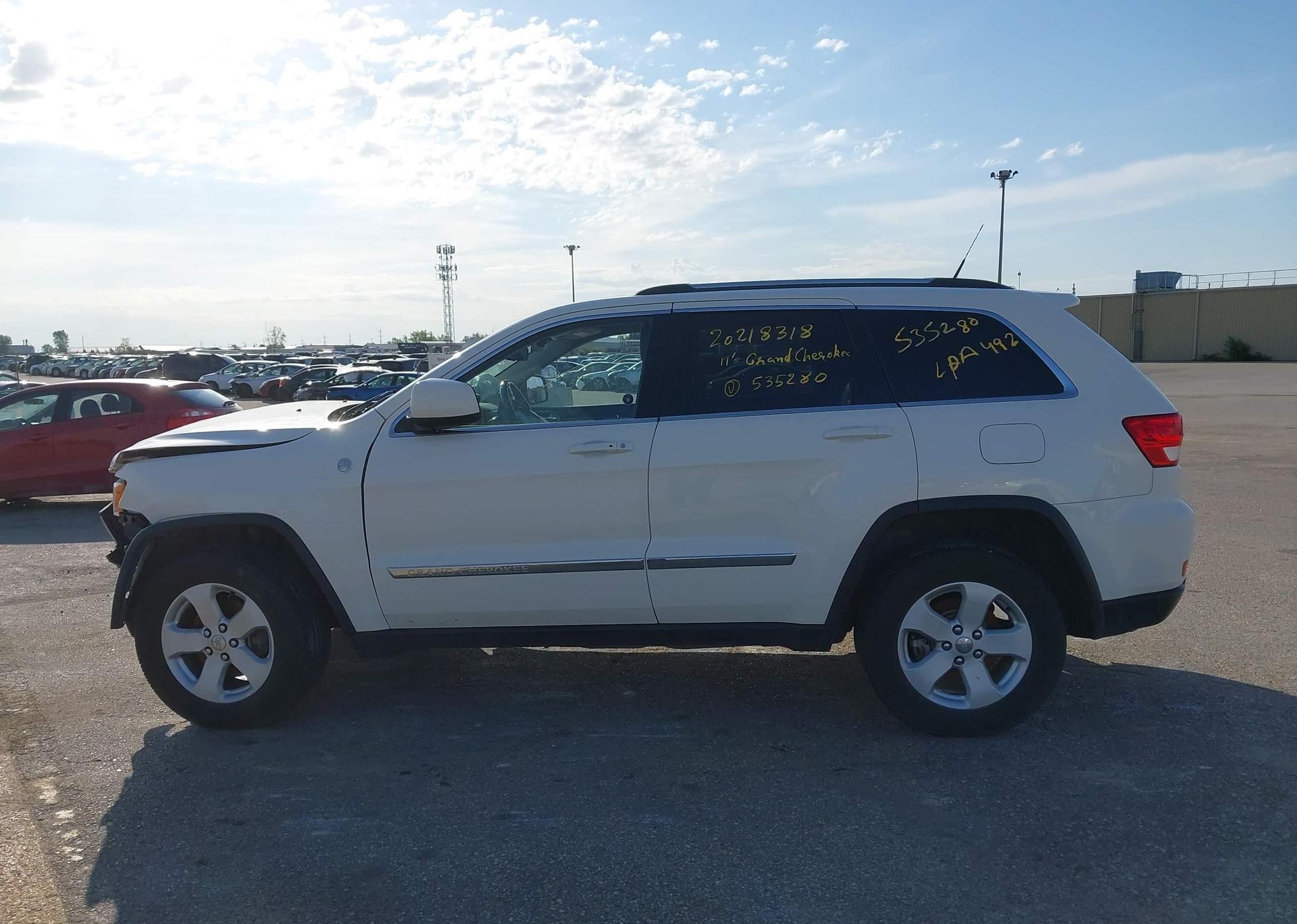 2011 JEEP GRAND CHEROKEE LAREDO