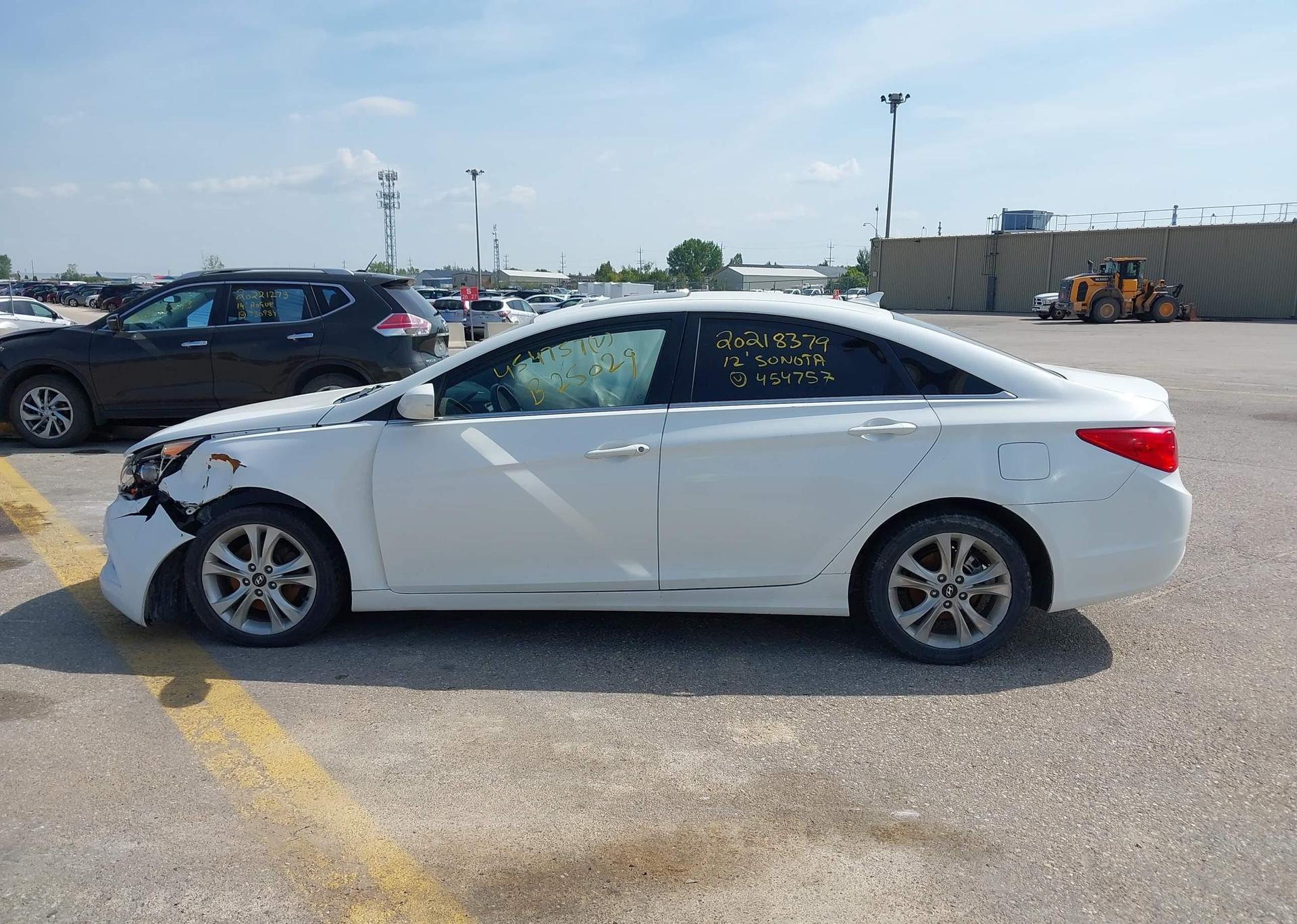 2012 HYUNDAI SONATA GL