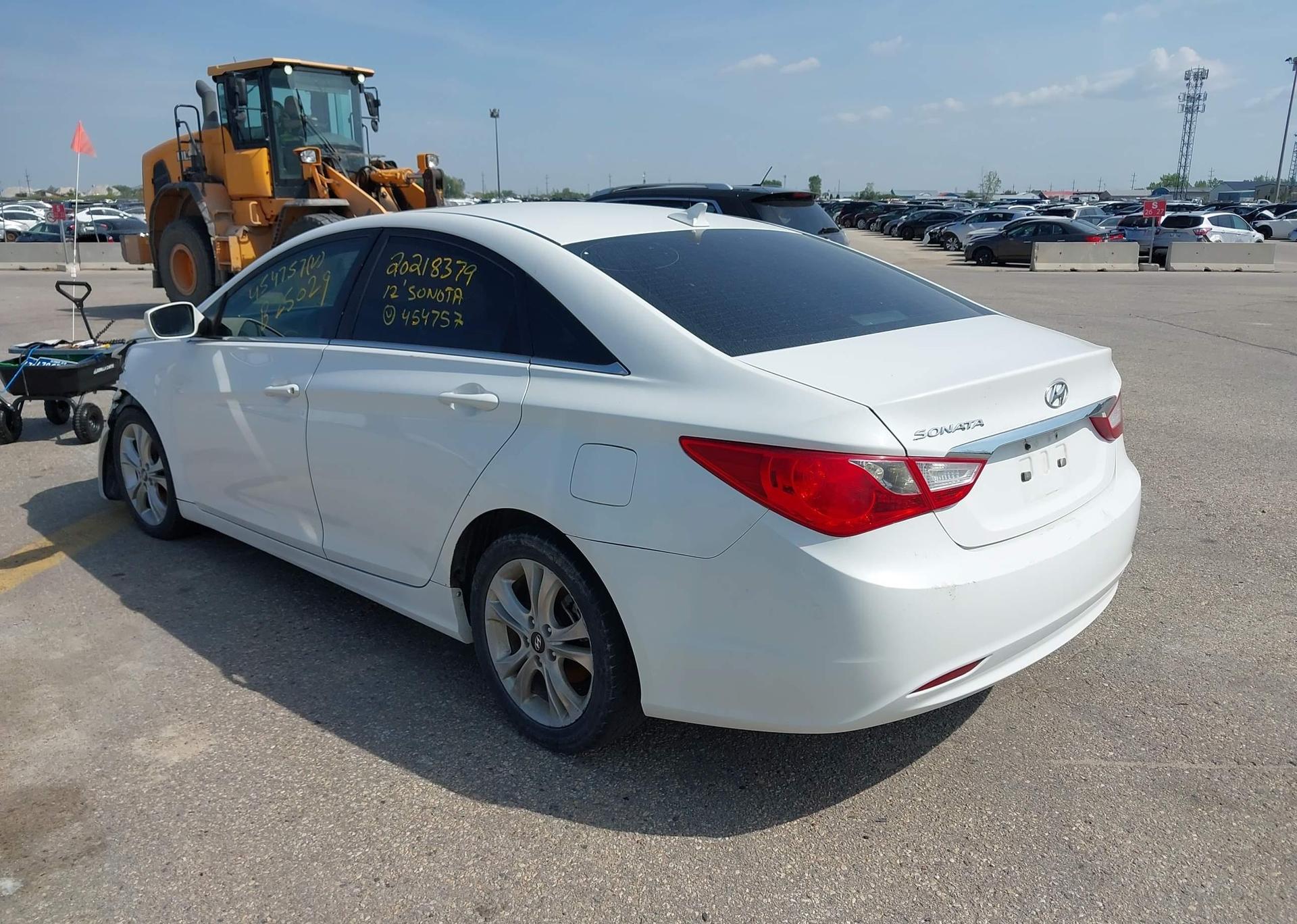 2012 HYUNDAI SONATA GL