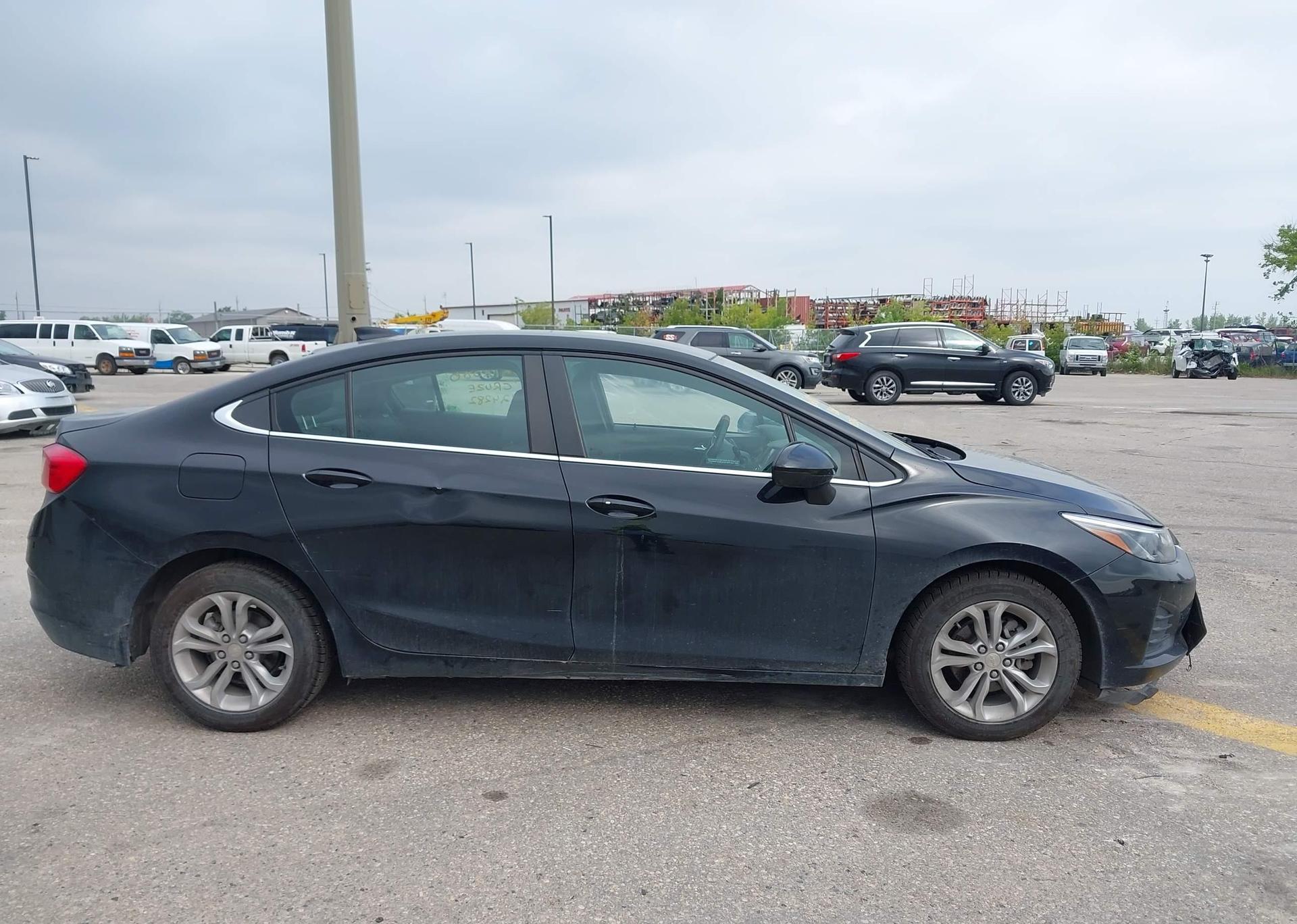 2019 CHEVROLET CRUZE LT TURBO
