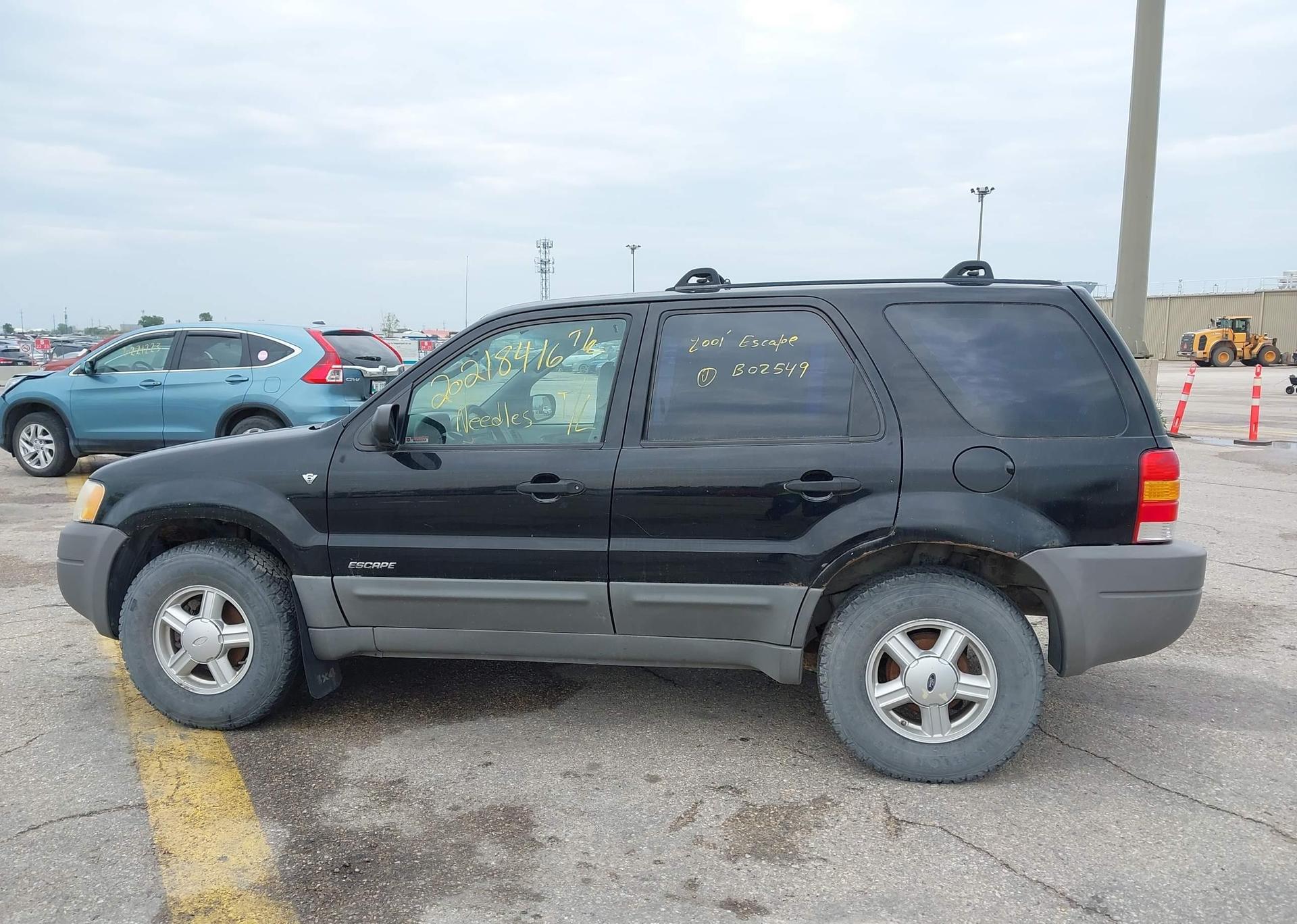 2001 FORD ESCAPE XLS V6