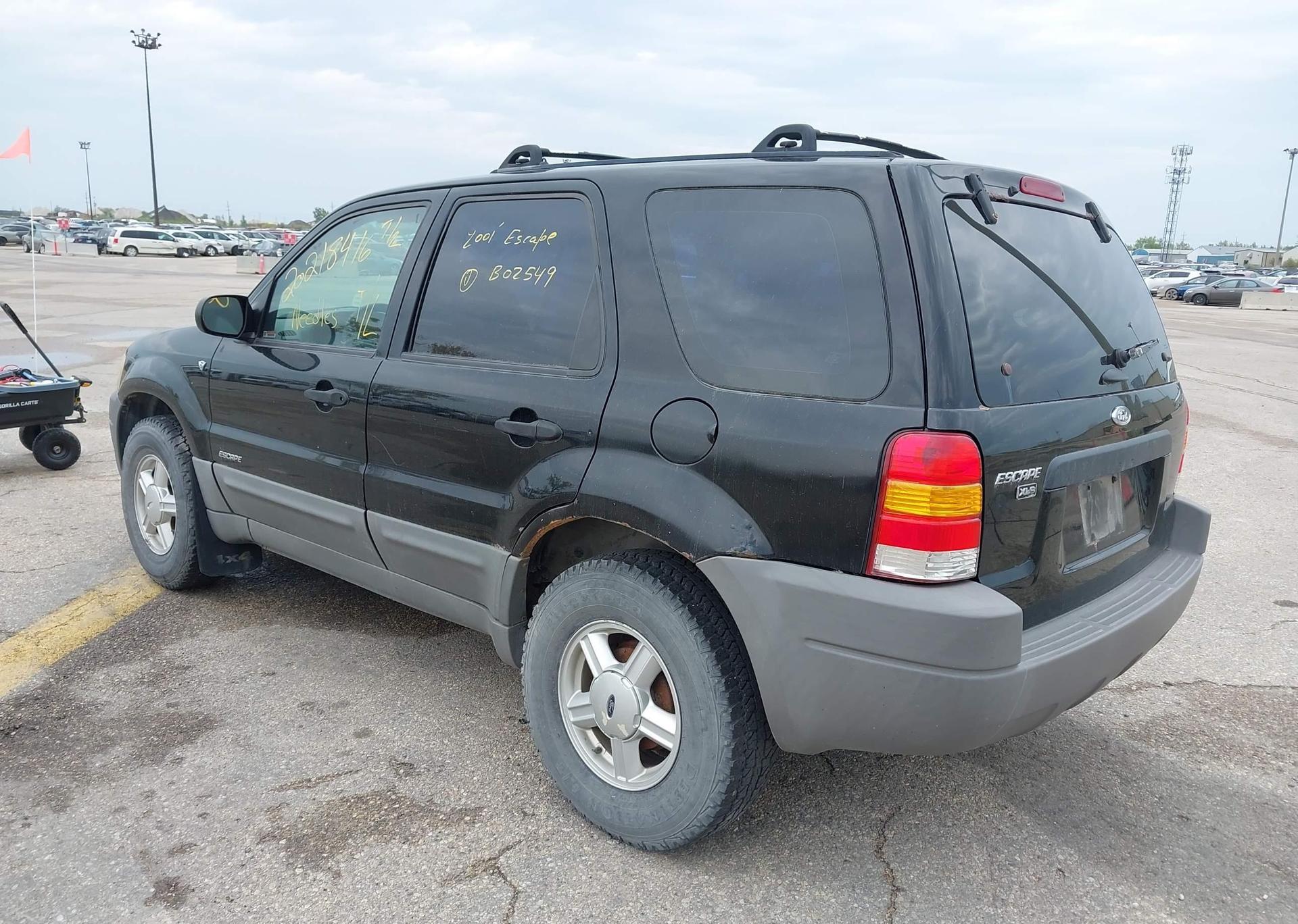 2001 FORD ESCAPE XLS V6