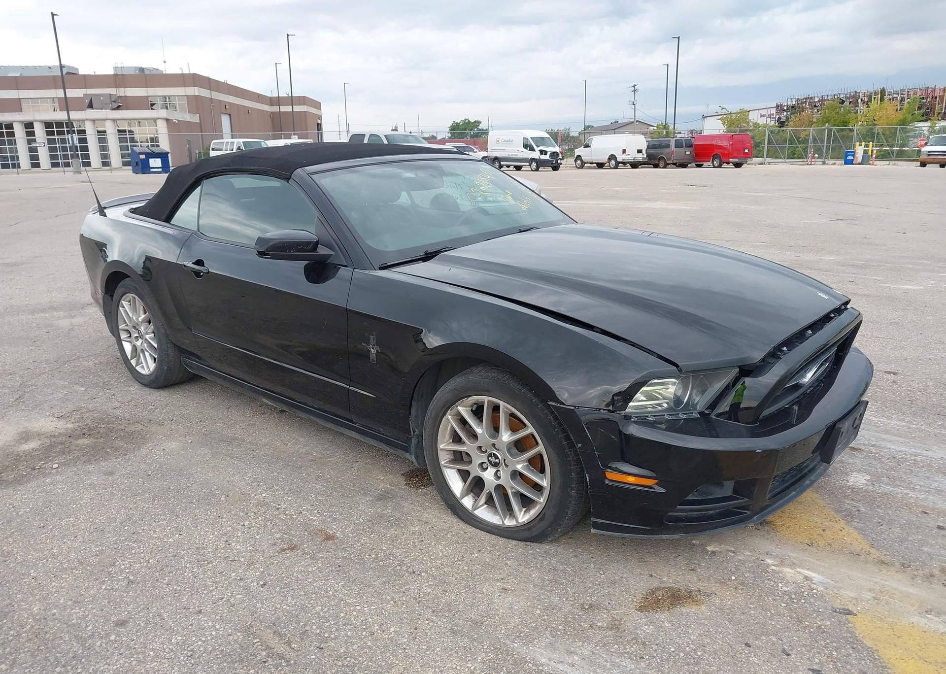 2013 FORD MUSTANG