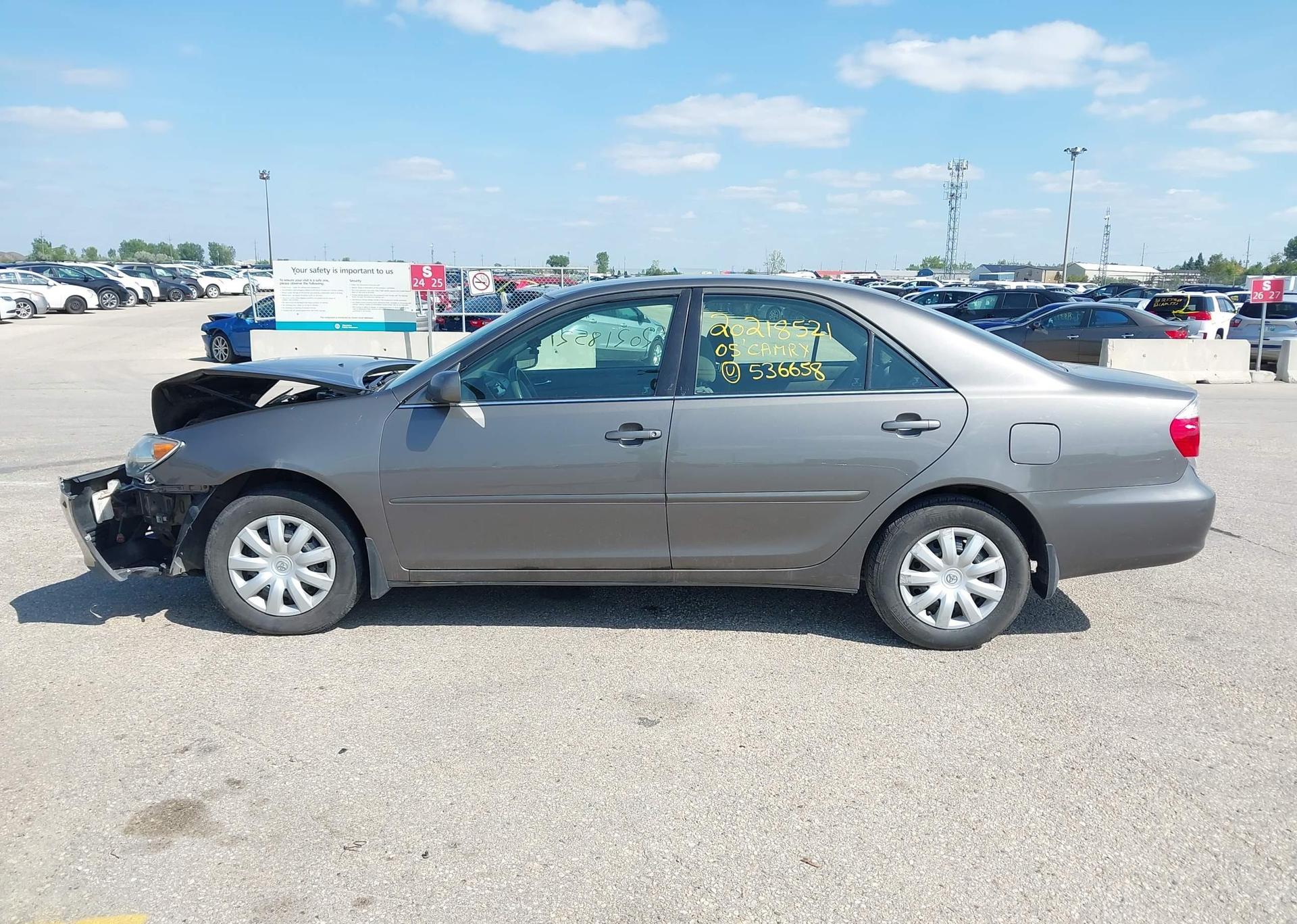 2005 TOYOTA CAMRY LE