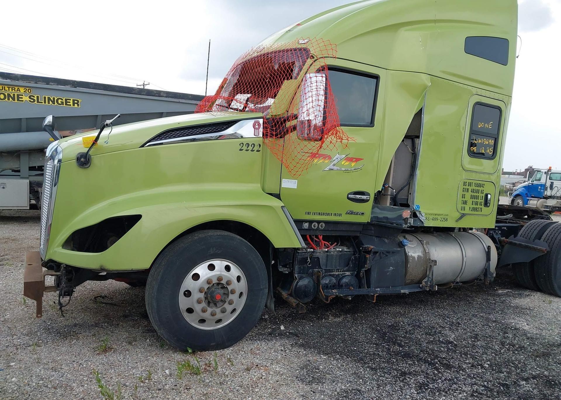 2023 KENWORTH T680