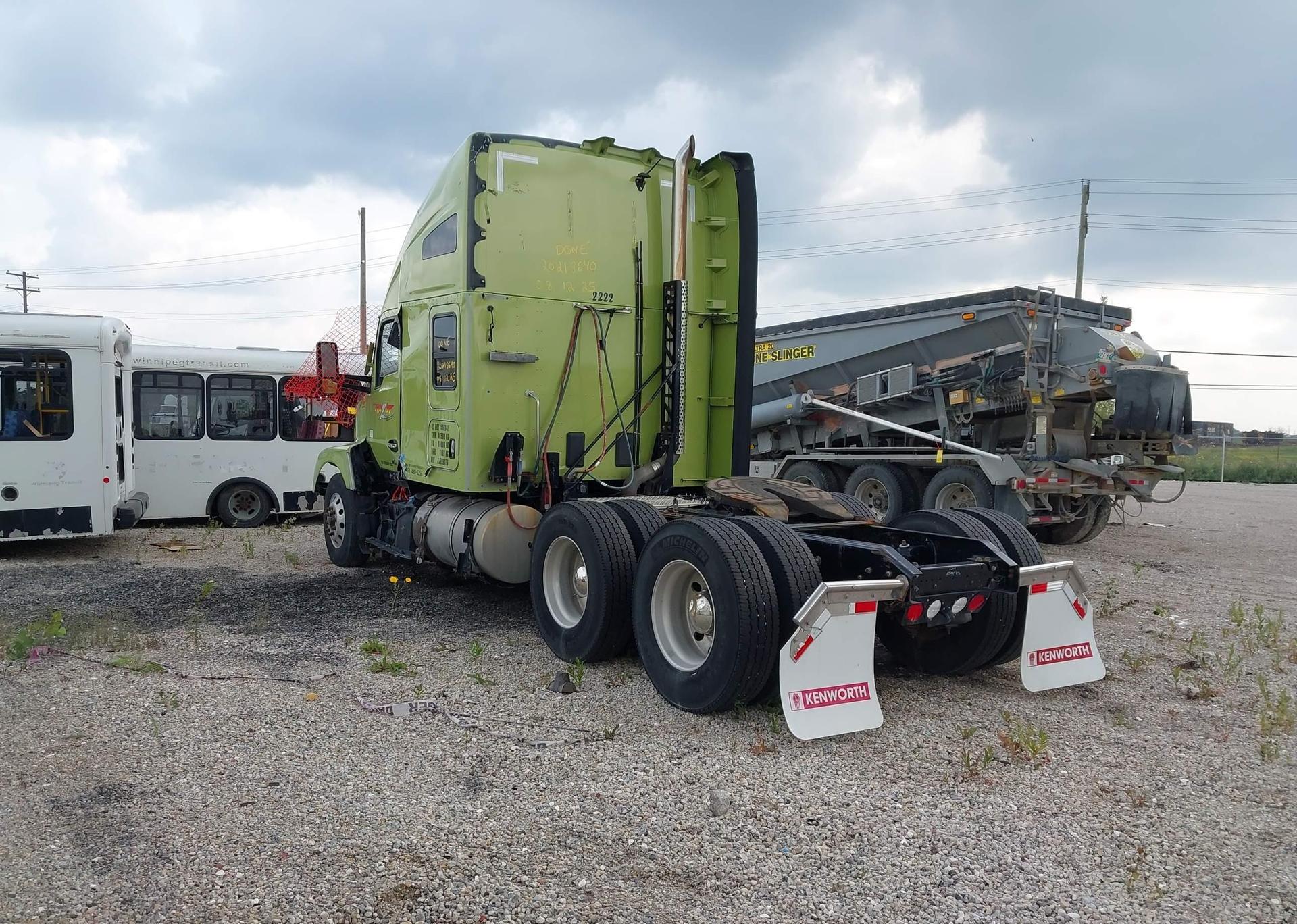 2023 KENWORTH T680