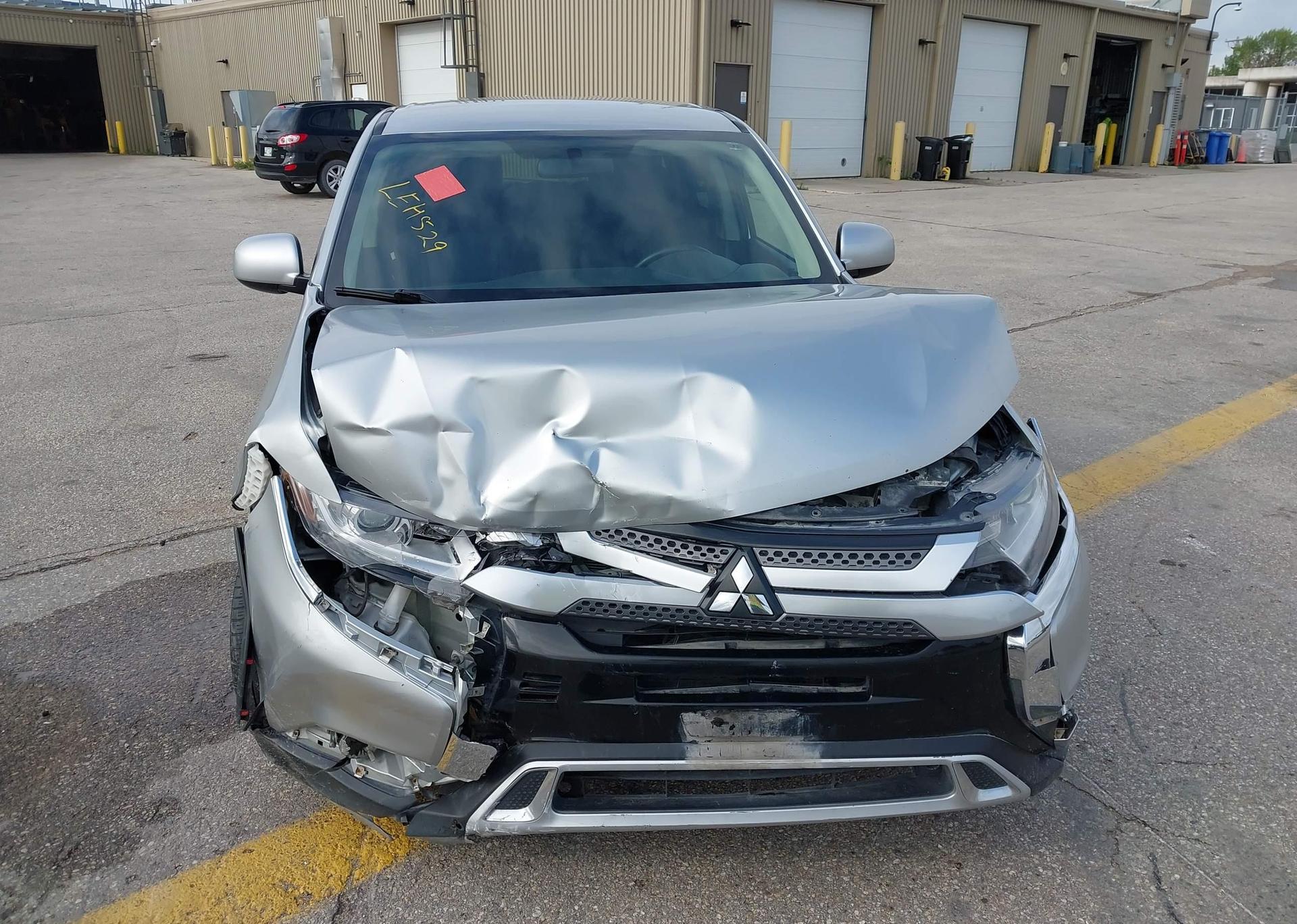 2020 MITSUBISHI OUTLANDER ES