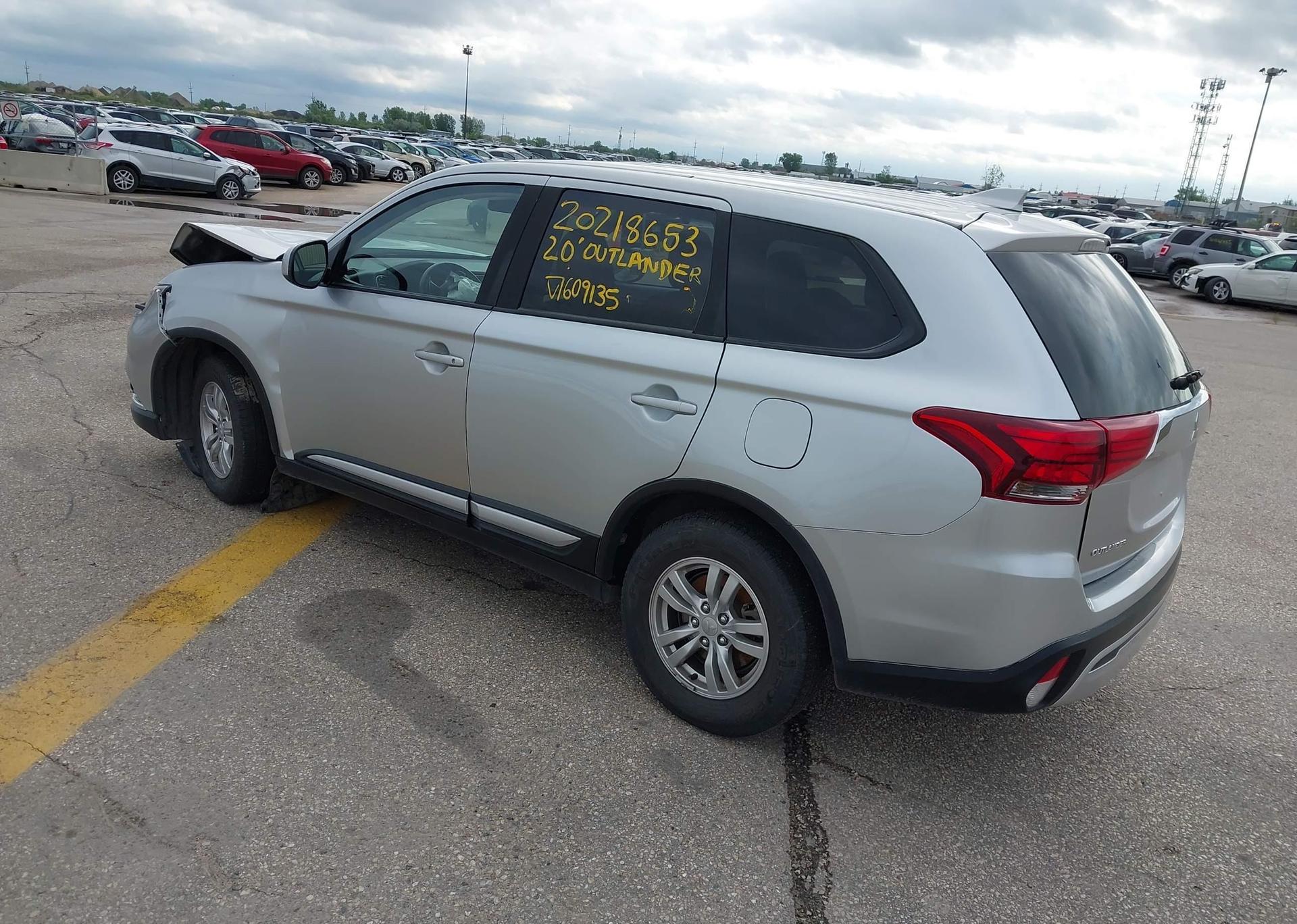 2020 MITSUBISHI OUTLANDER ES