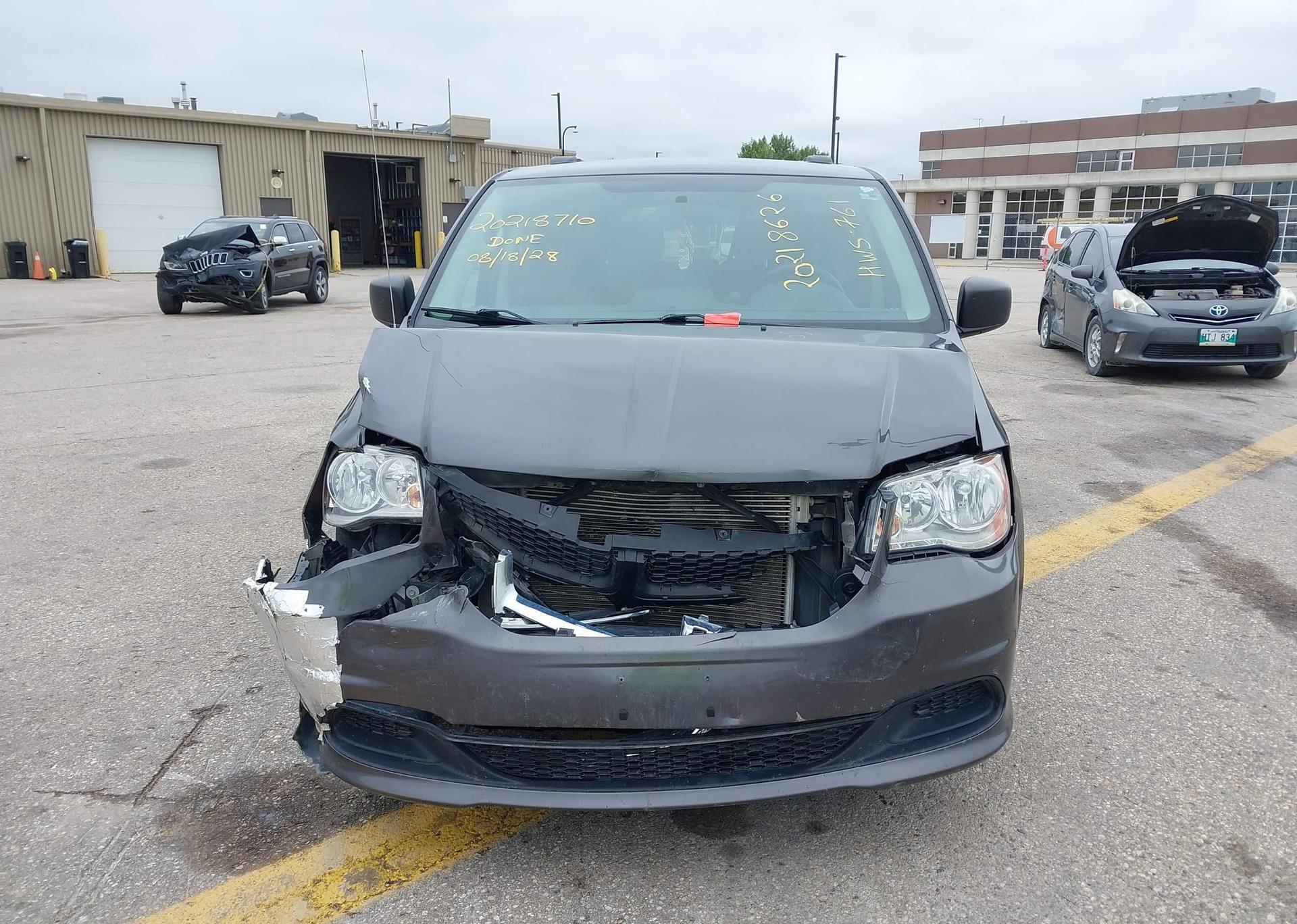 2016 DODGE GRAND CARAVAN SE