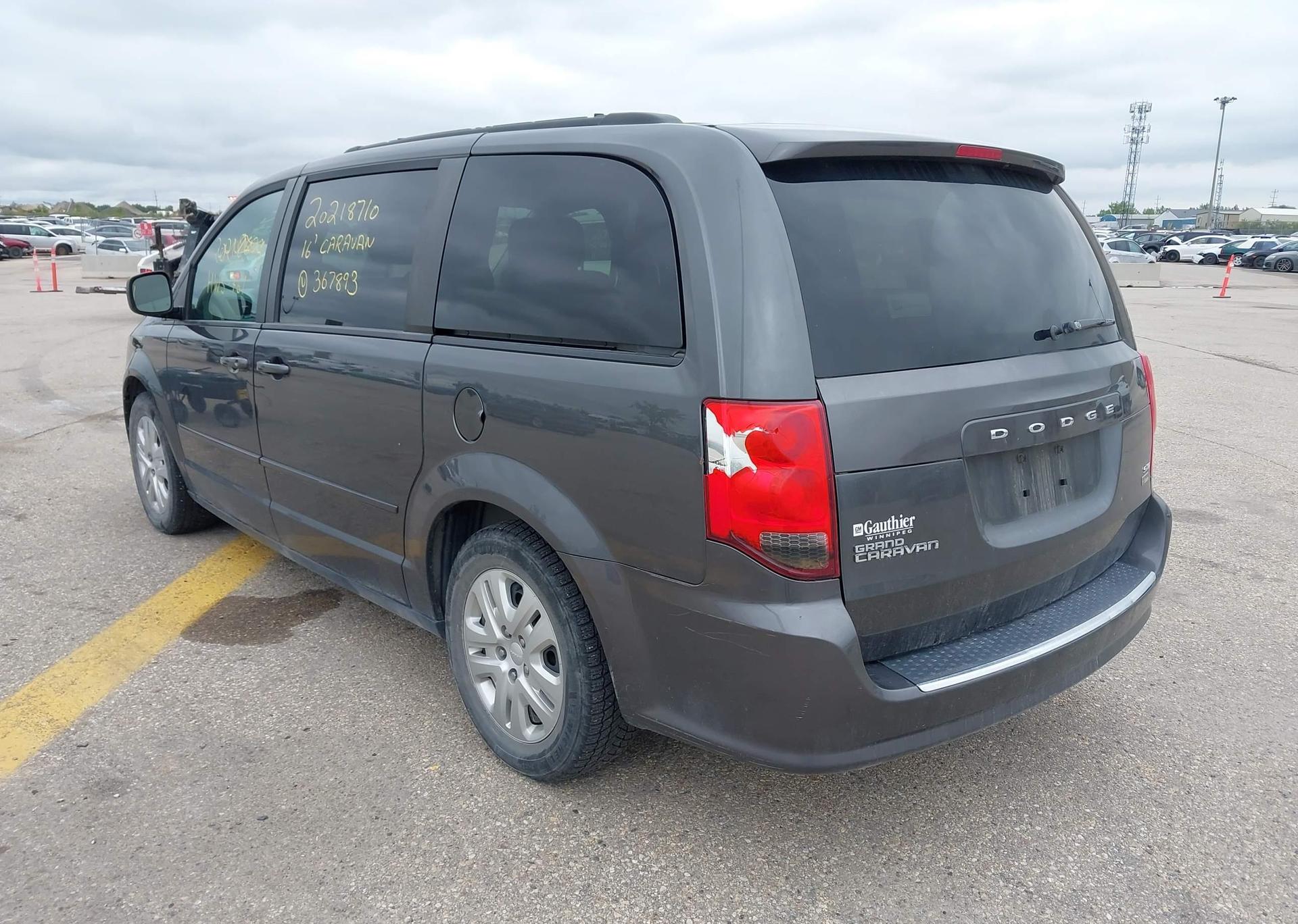 2016 DODGE GRAND CARAVAN SE