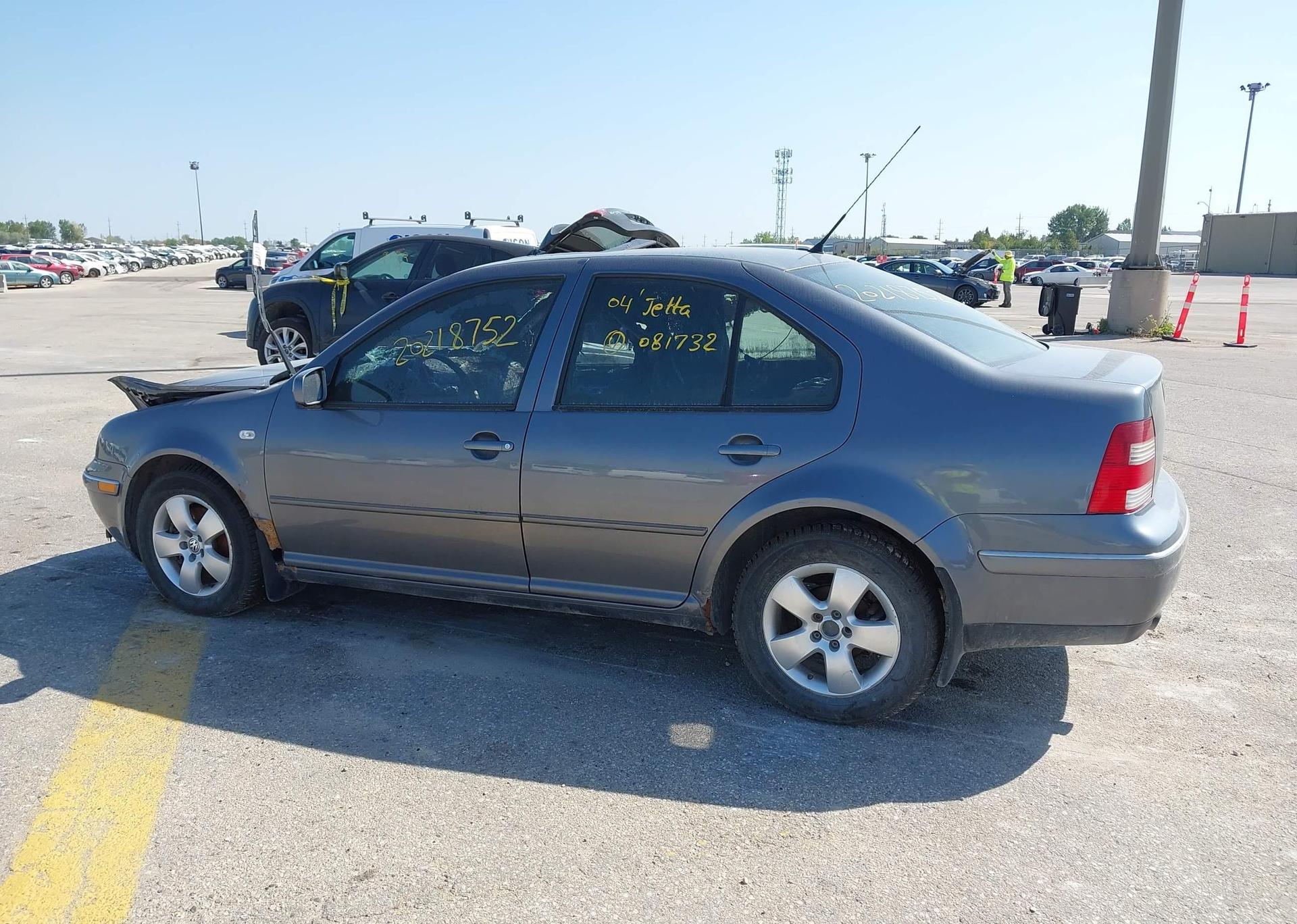 2004 VOLKSWAGEN JETTA GL 1.8T