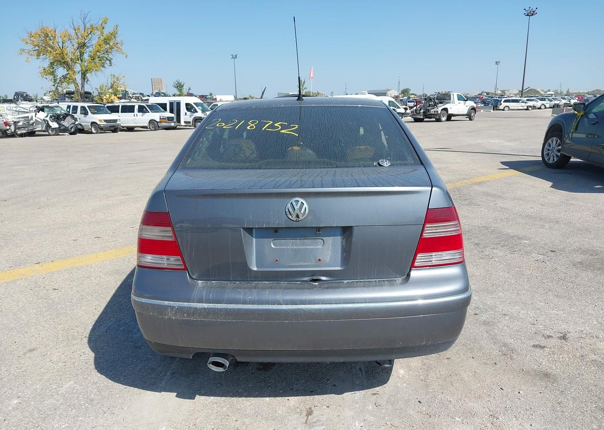 2004 VOLKSWAGEN JETTA GL 1.8T