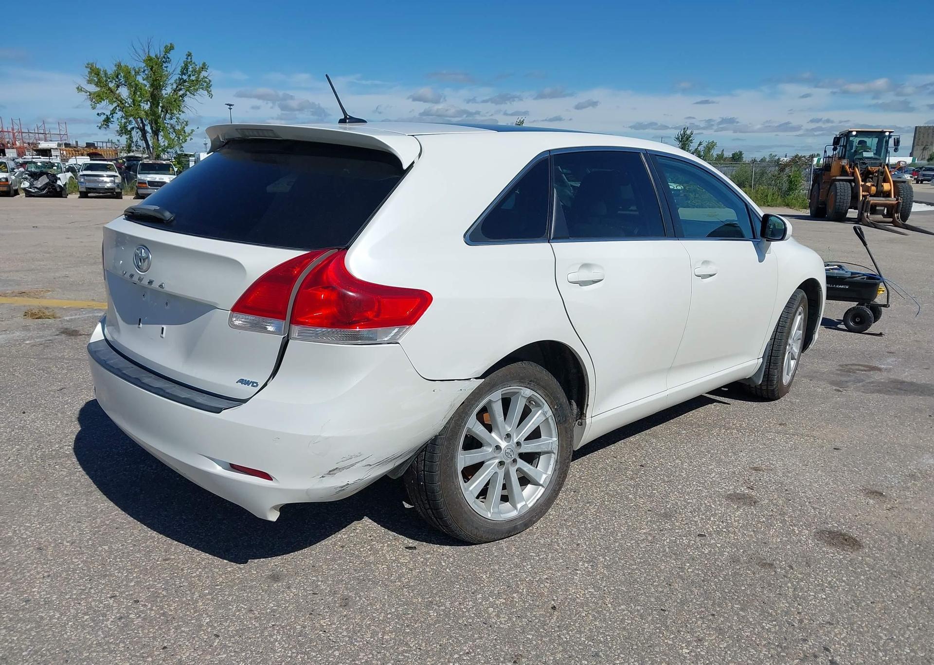 2010 TOYOTA VENZA
