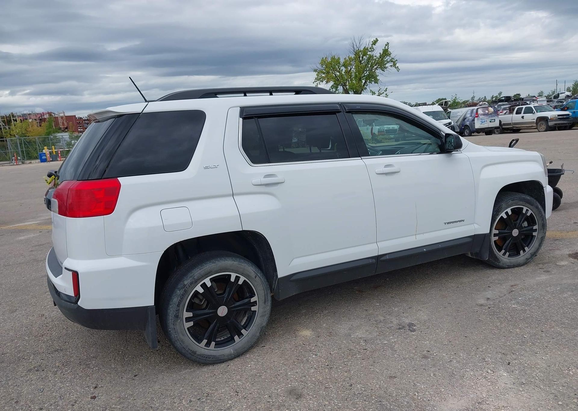 2017 GMC TERRAIN SLT