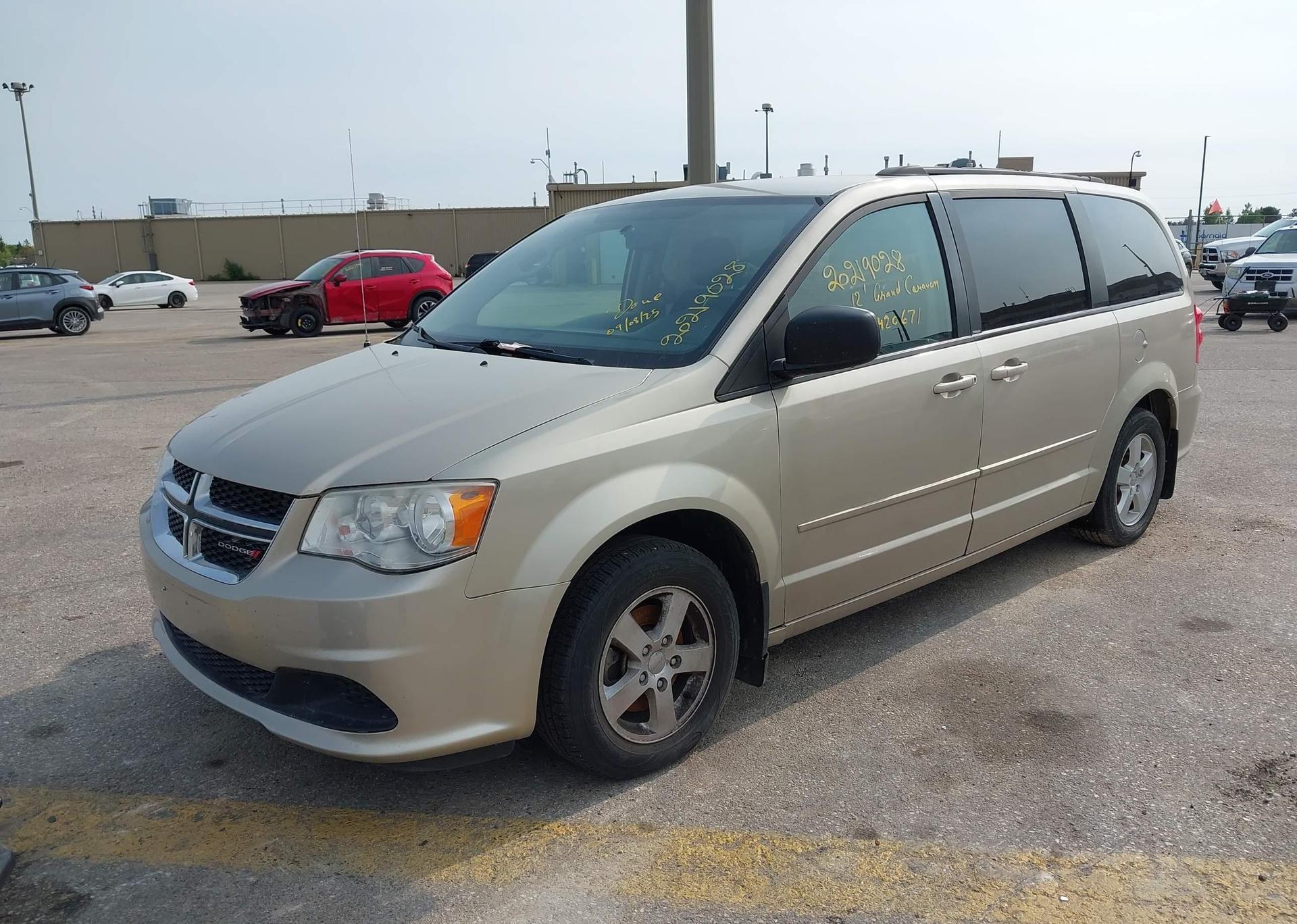 2012 DODGE GRAND CARAVAN SE