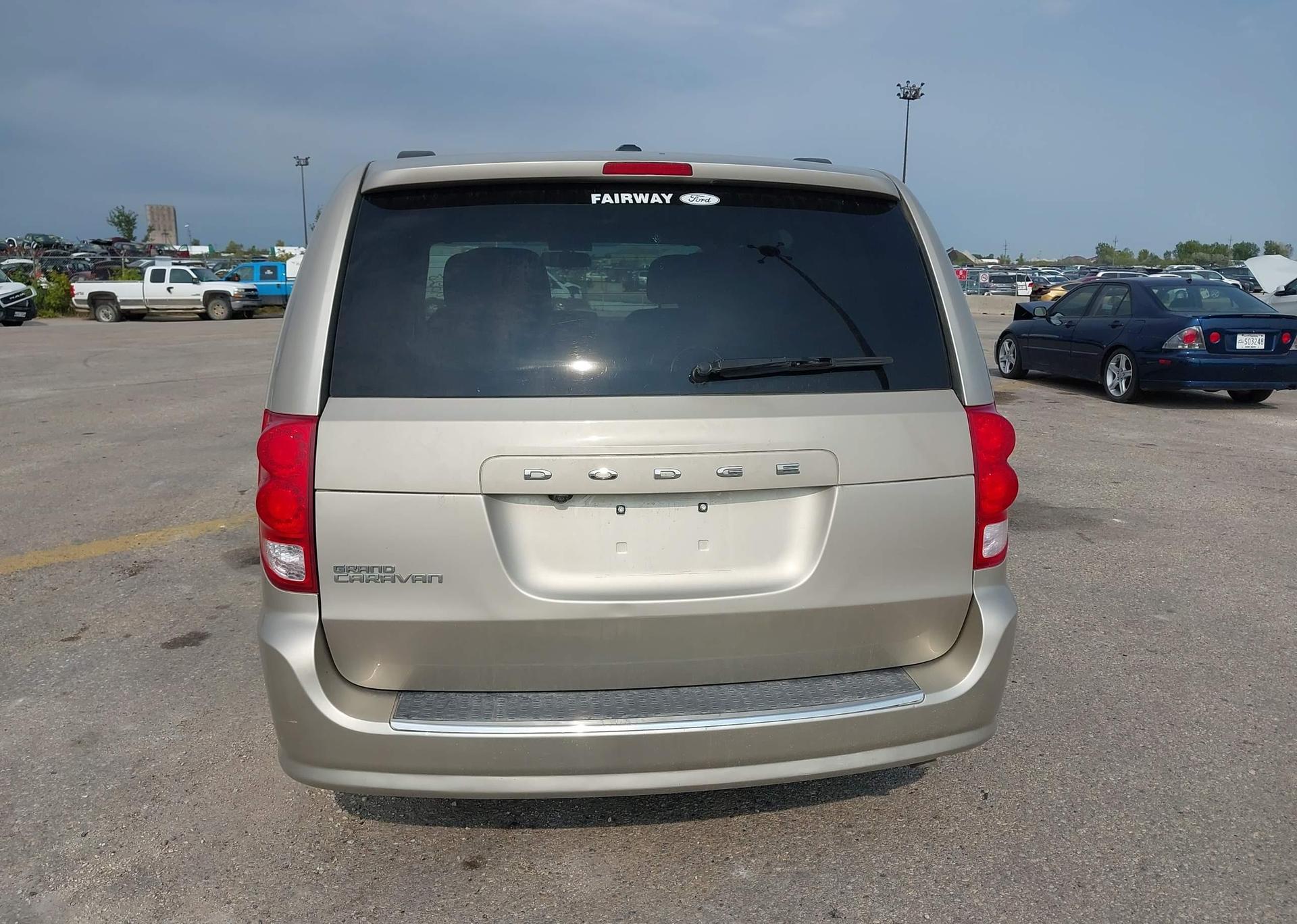 2012 DODGE GRAND CARAVAN SE