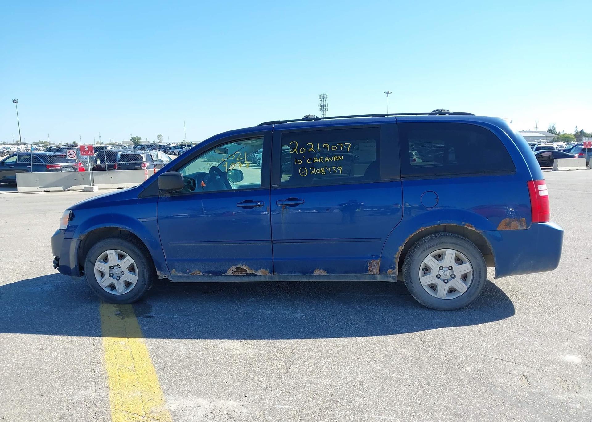 2010 DODGE GRAND CARAVAN SE